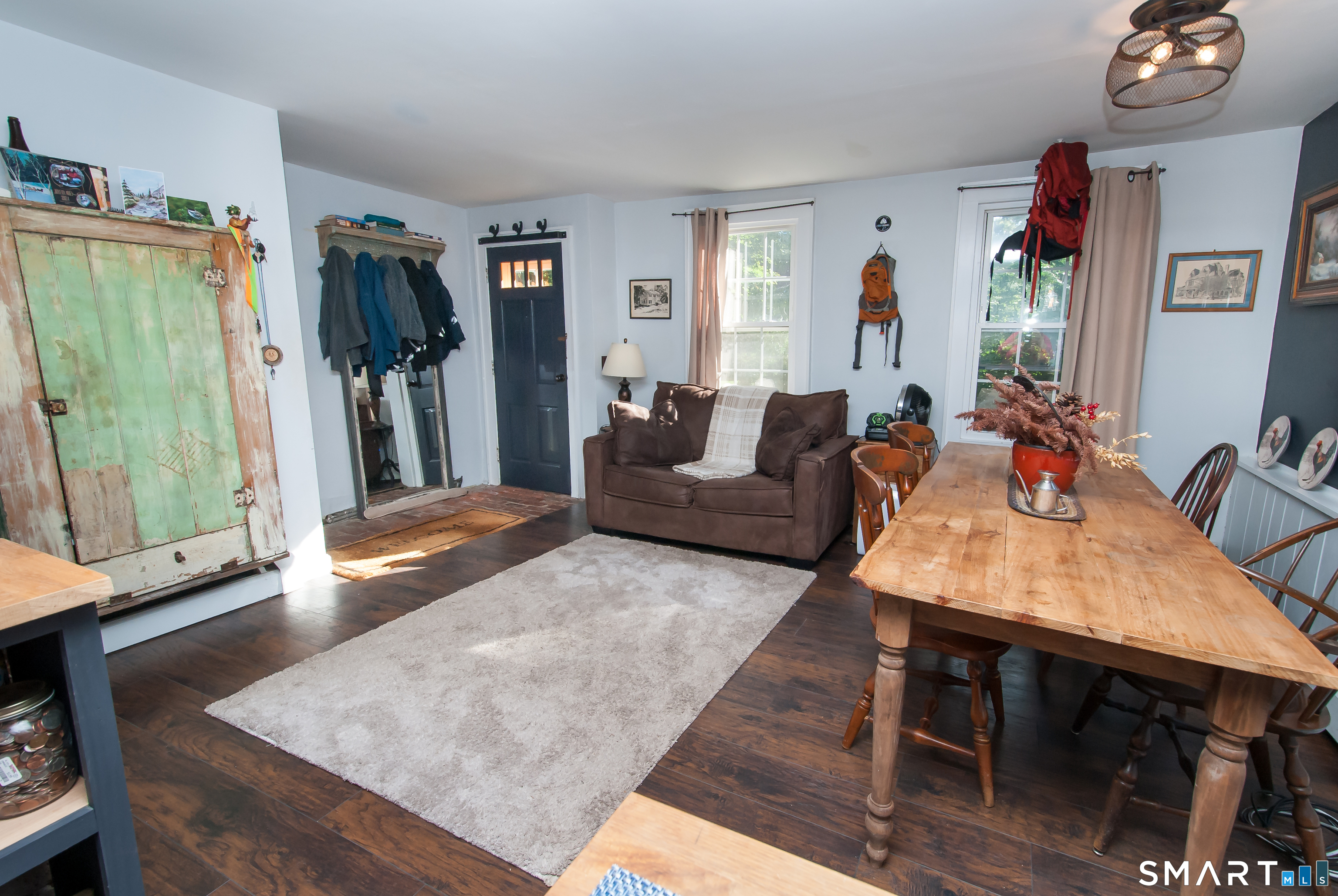 3 Pine Street Property Photo 5
