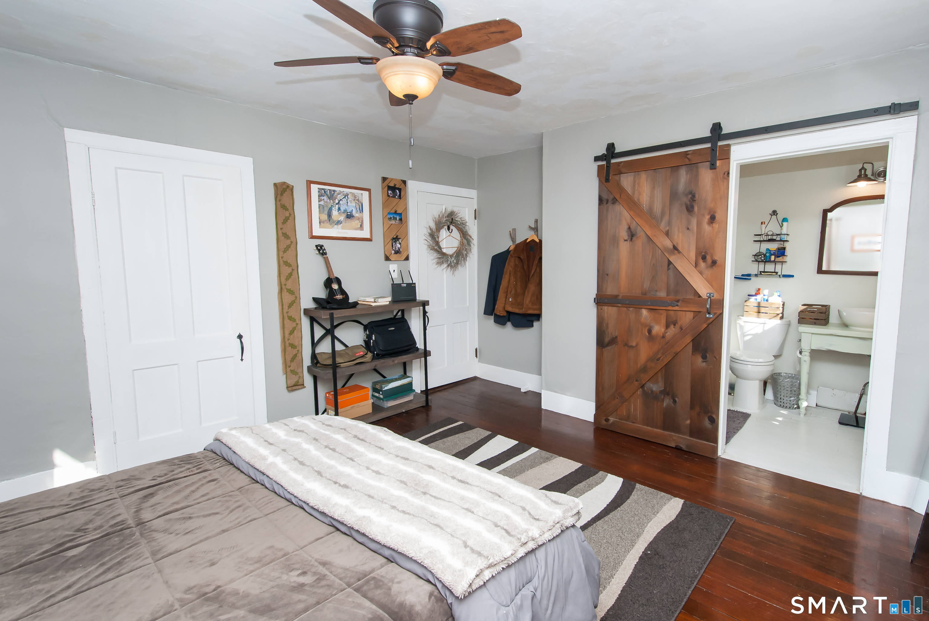 3 Pine Street Property Photo 17