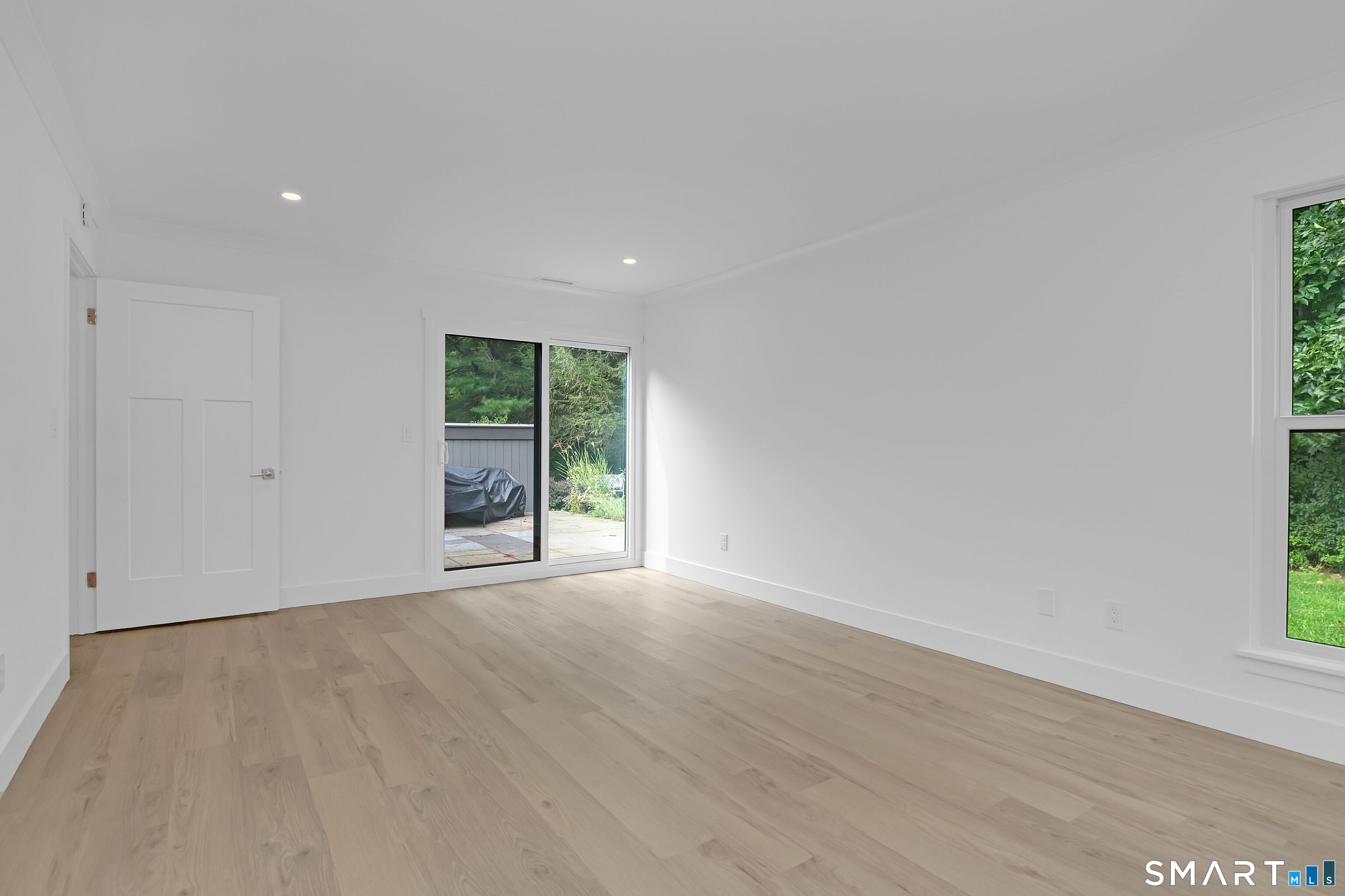 886 Heritage B Village Property Photo 21