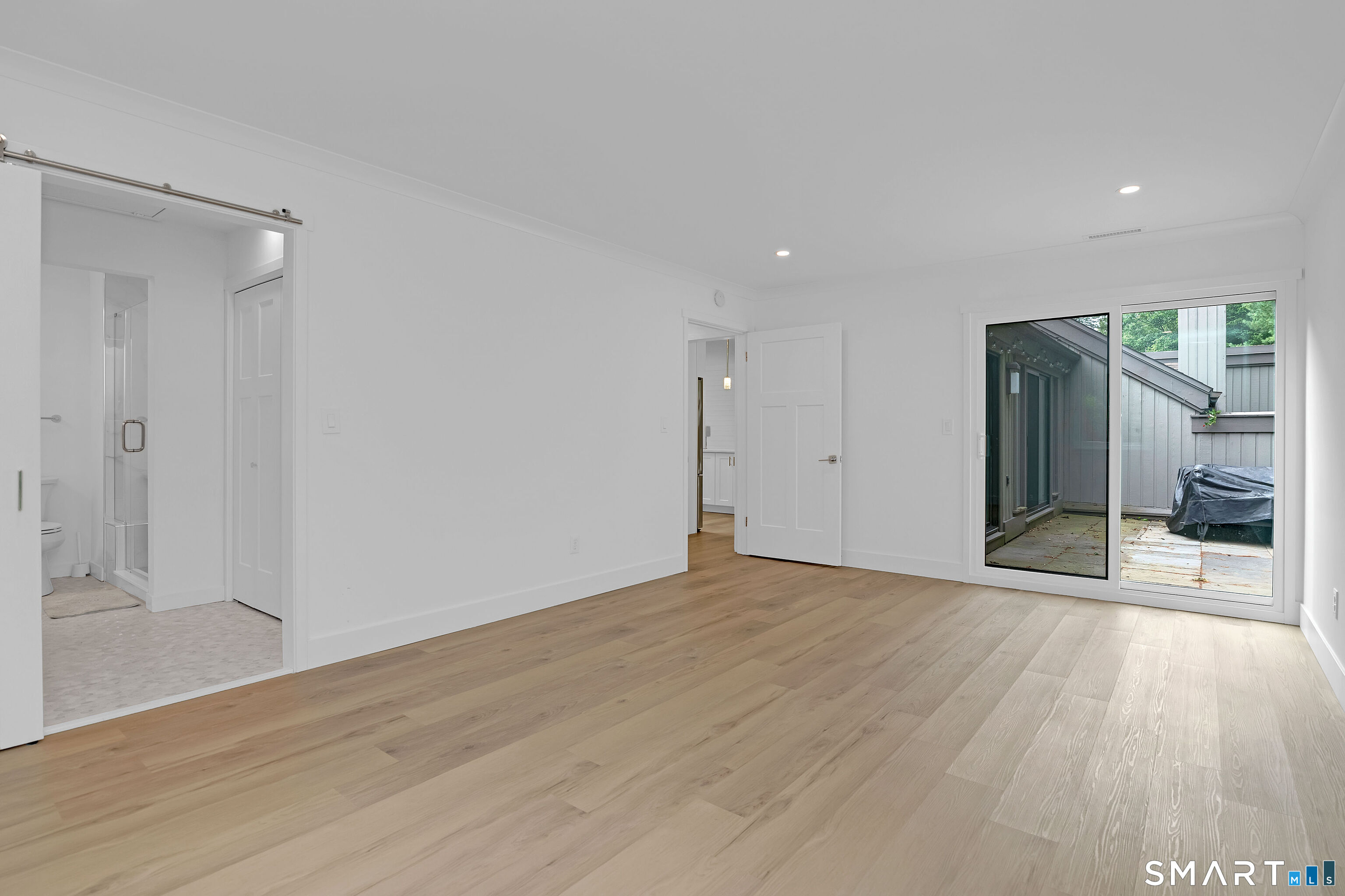 886 Heritage B Village Property Photo 22