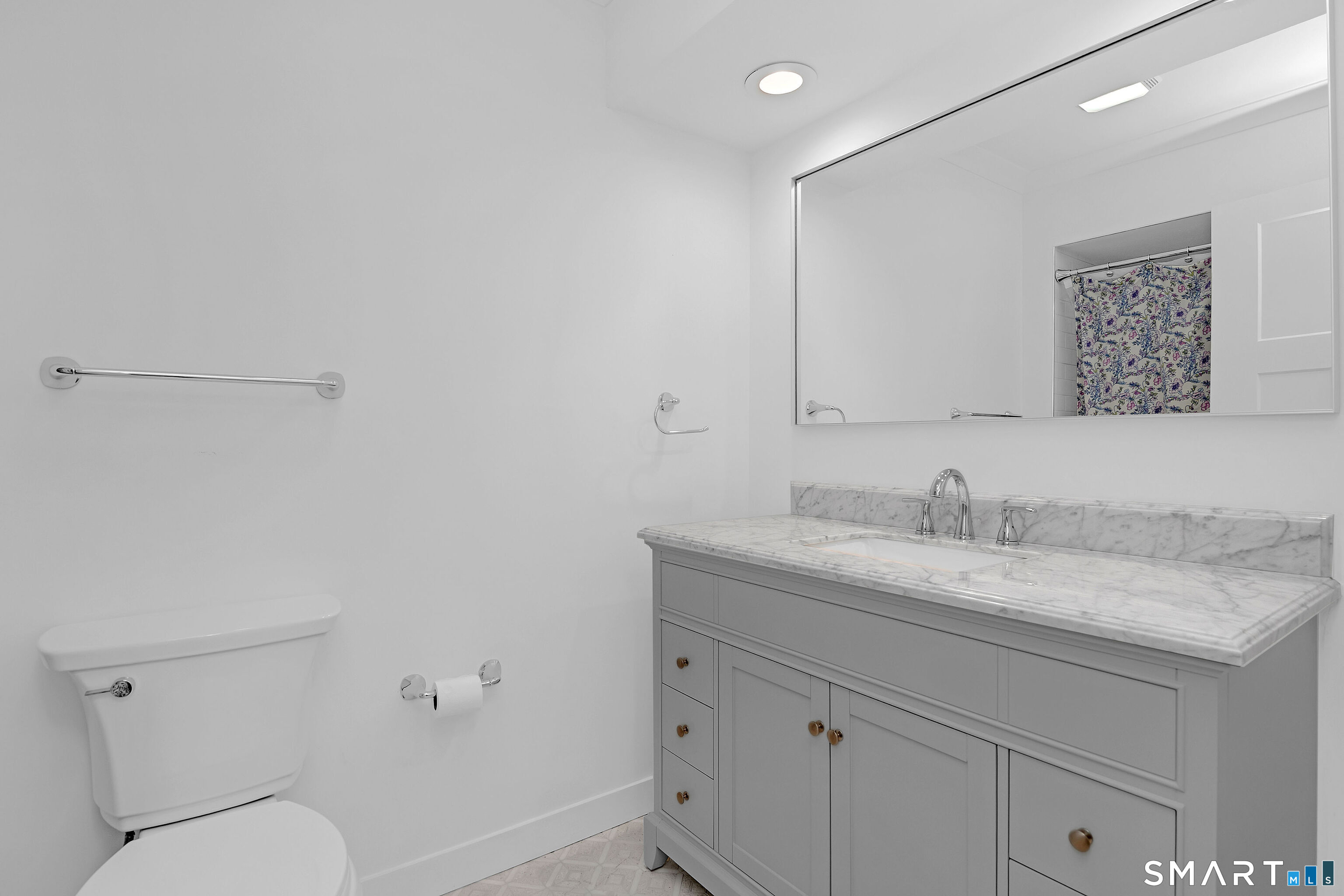 886 Heritage B Village Property Photo 25