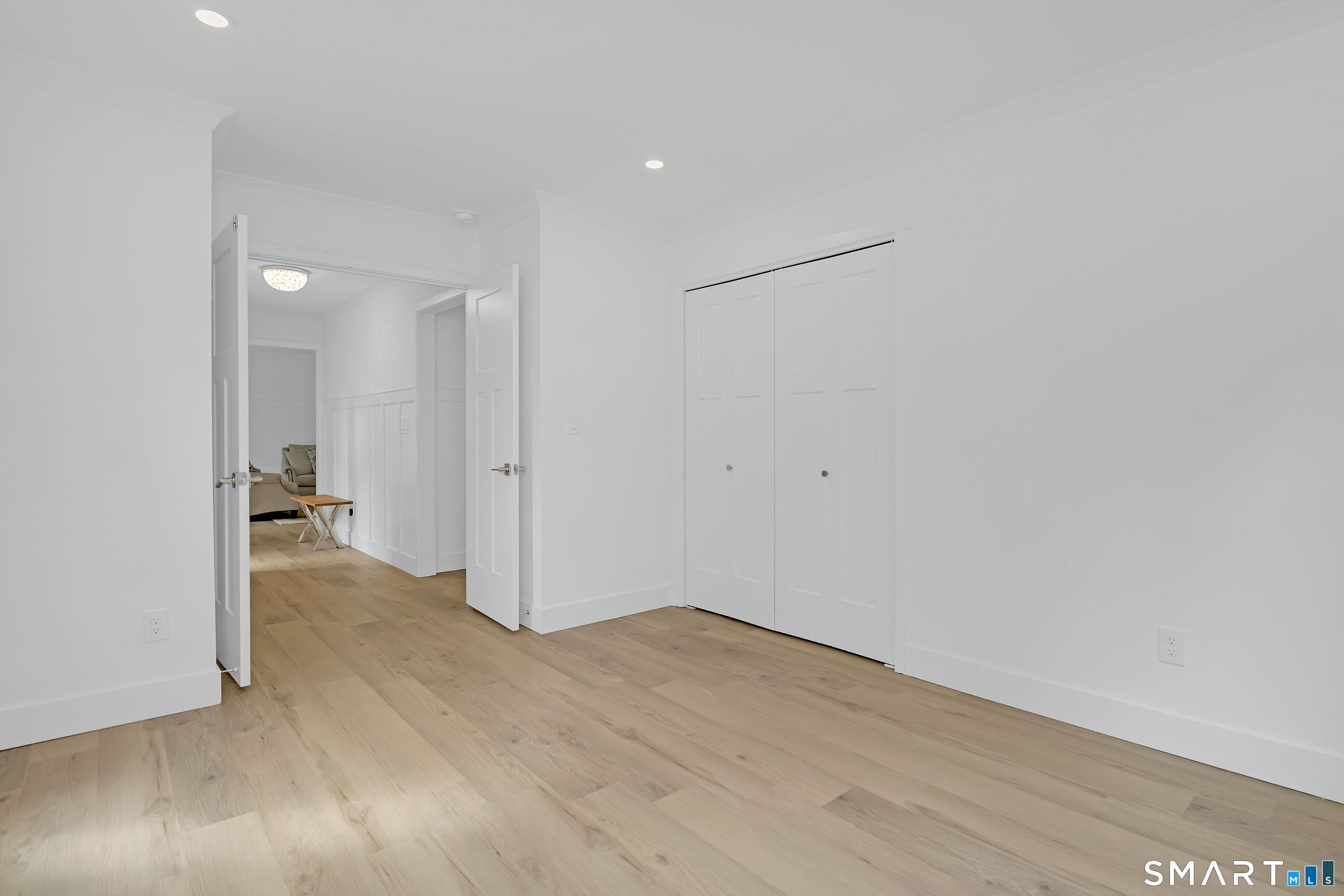 886 Heritage B Village Property Photo 29