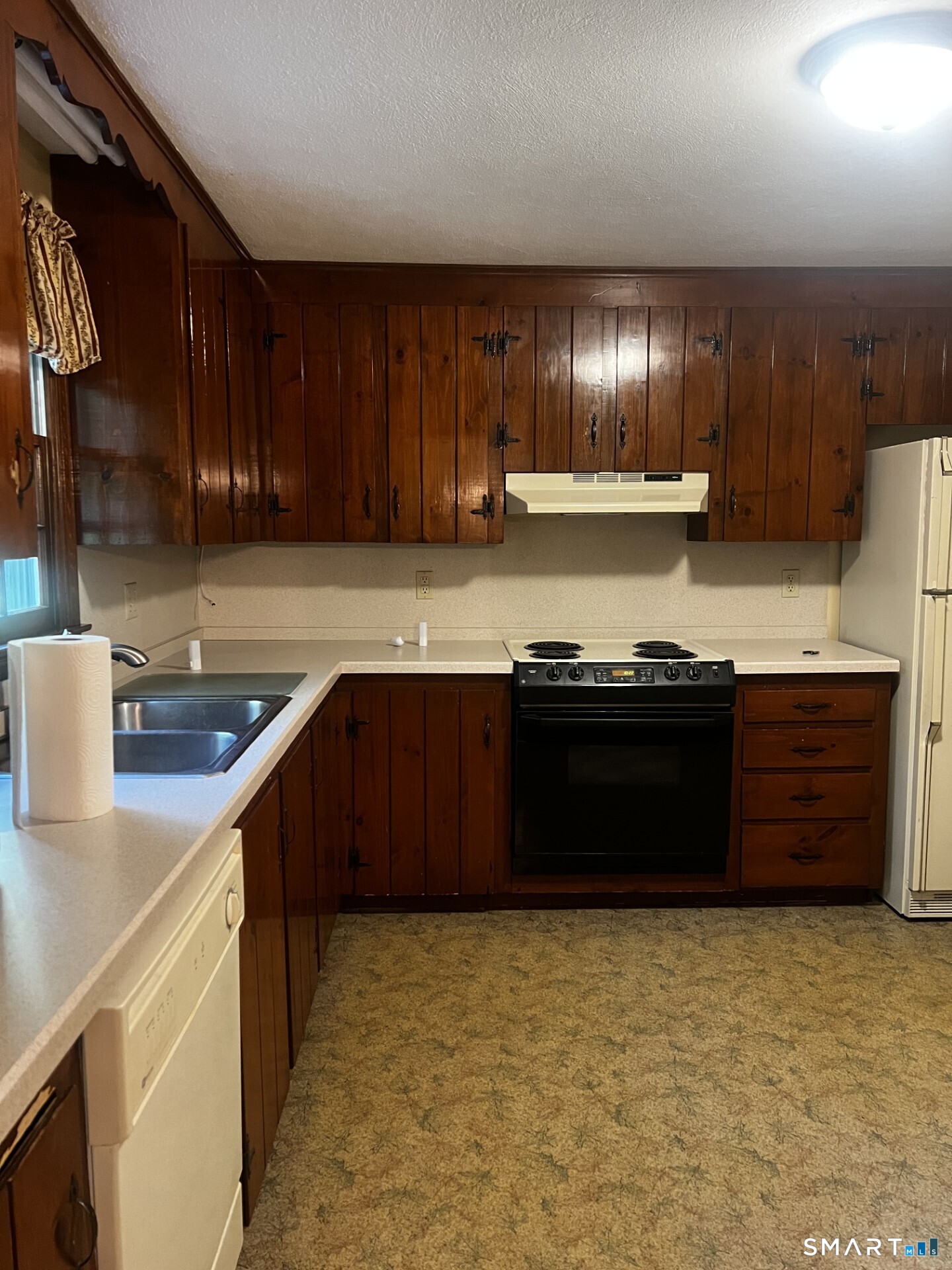 206 Lake West Avenue Property Photo 11