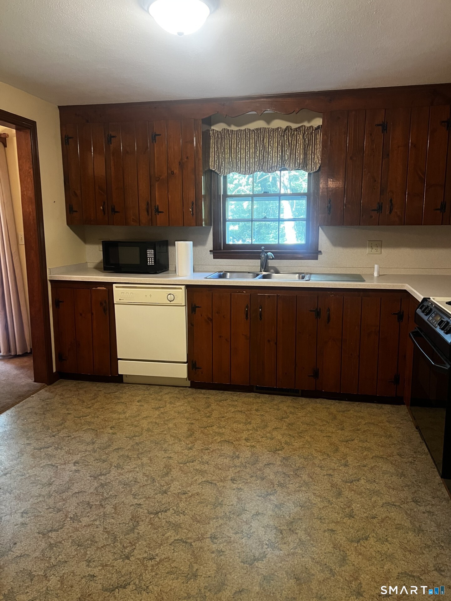 206 Lake West Avenue Property Photo 12