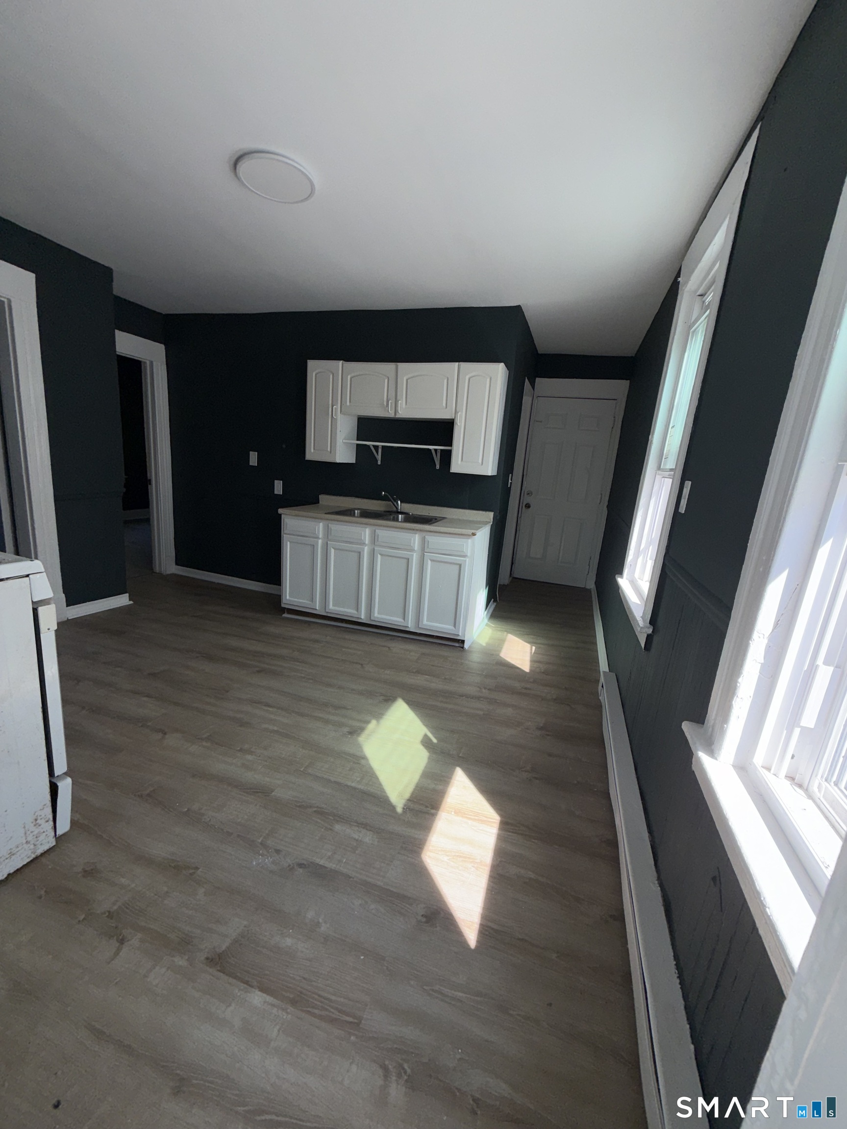 69 Lounsbury Street Property Photo 5