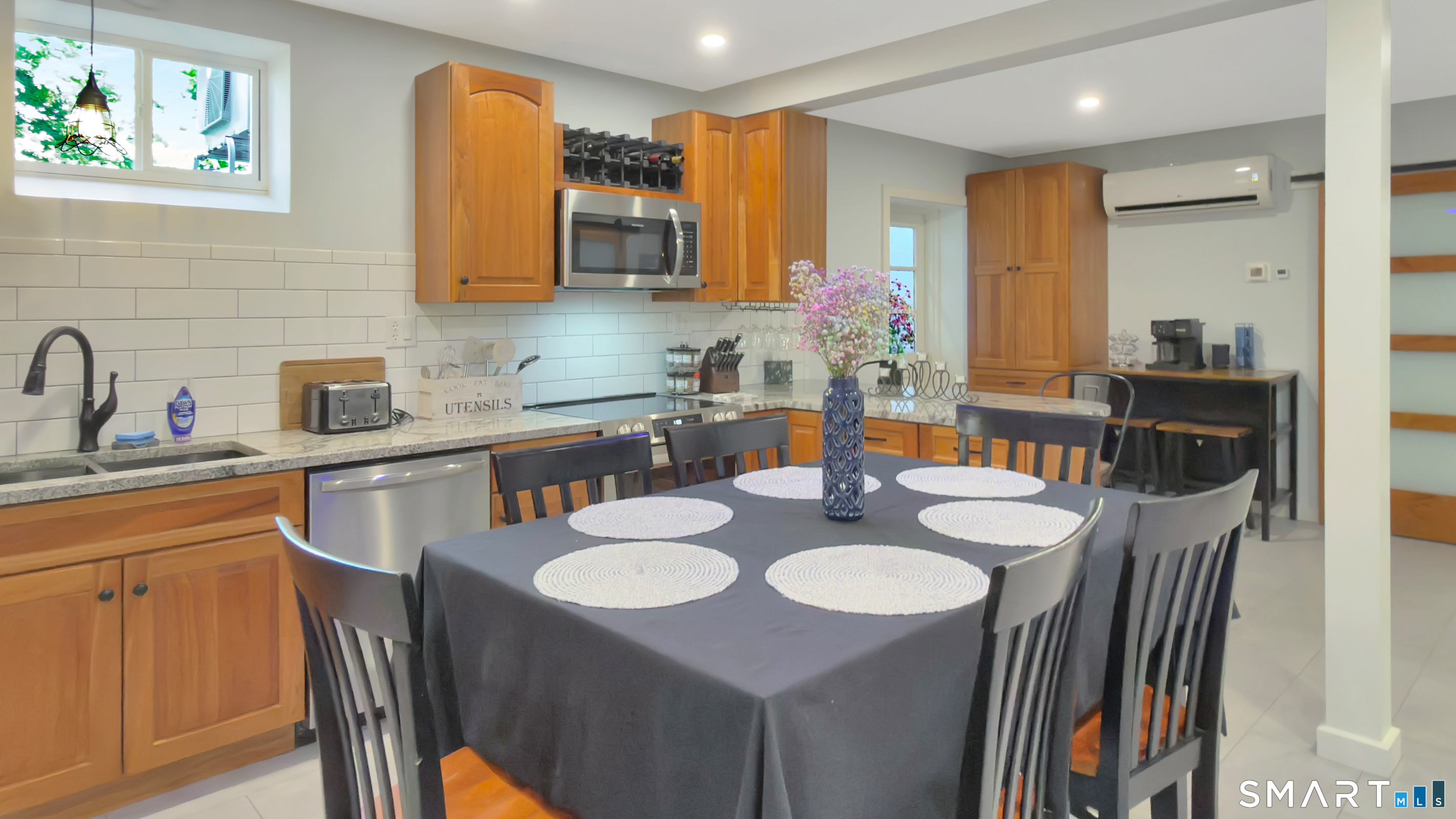 160 Halls Hill Road Property Photo 23