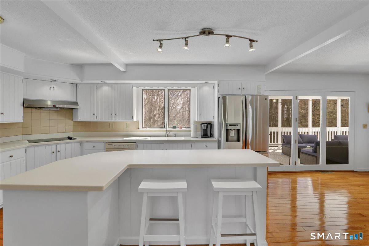 96 Neill Drive Property Photo 9