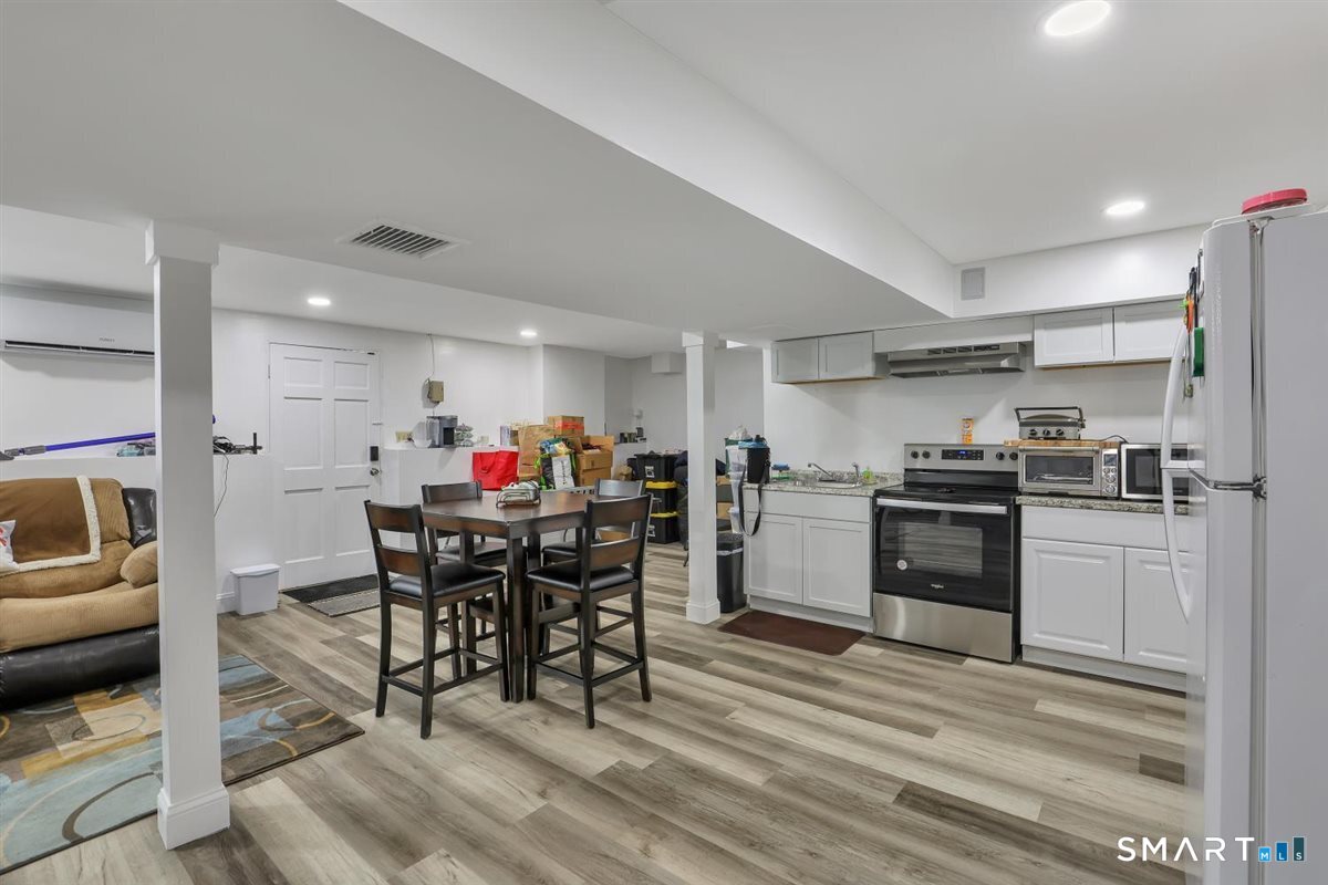 96 Neill Drive Property Photo 25
