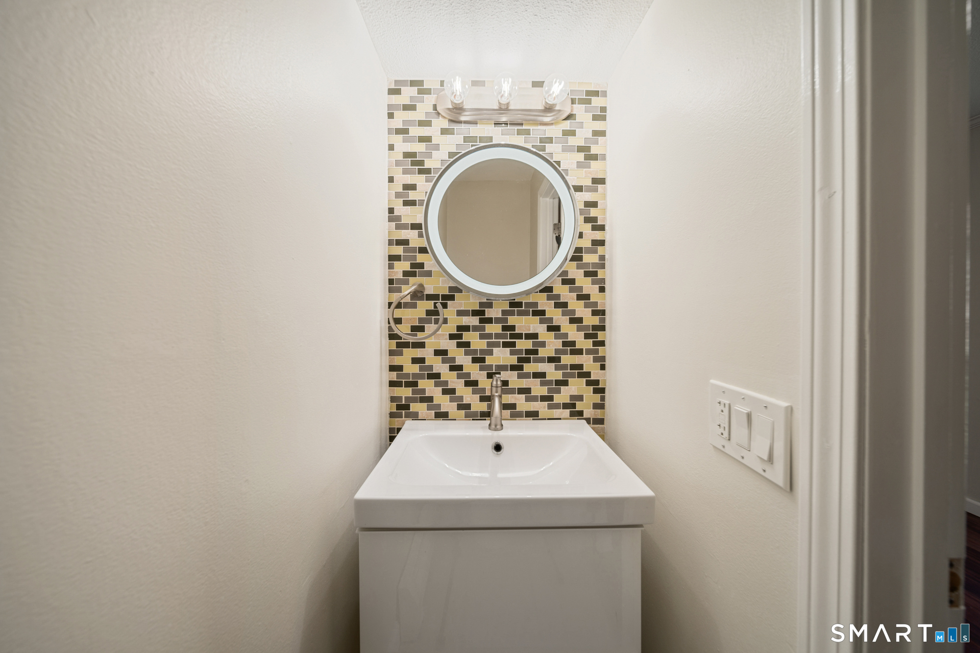 232 Oakville H Avenue Property Photo 14