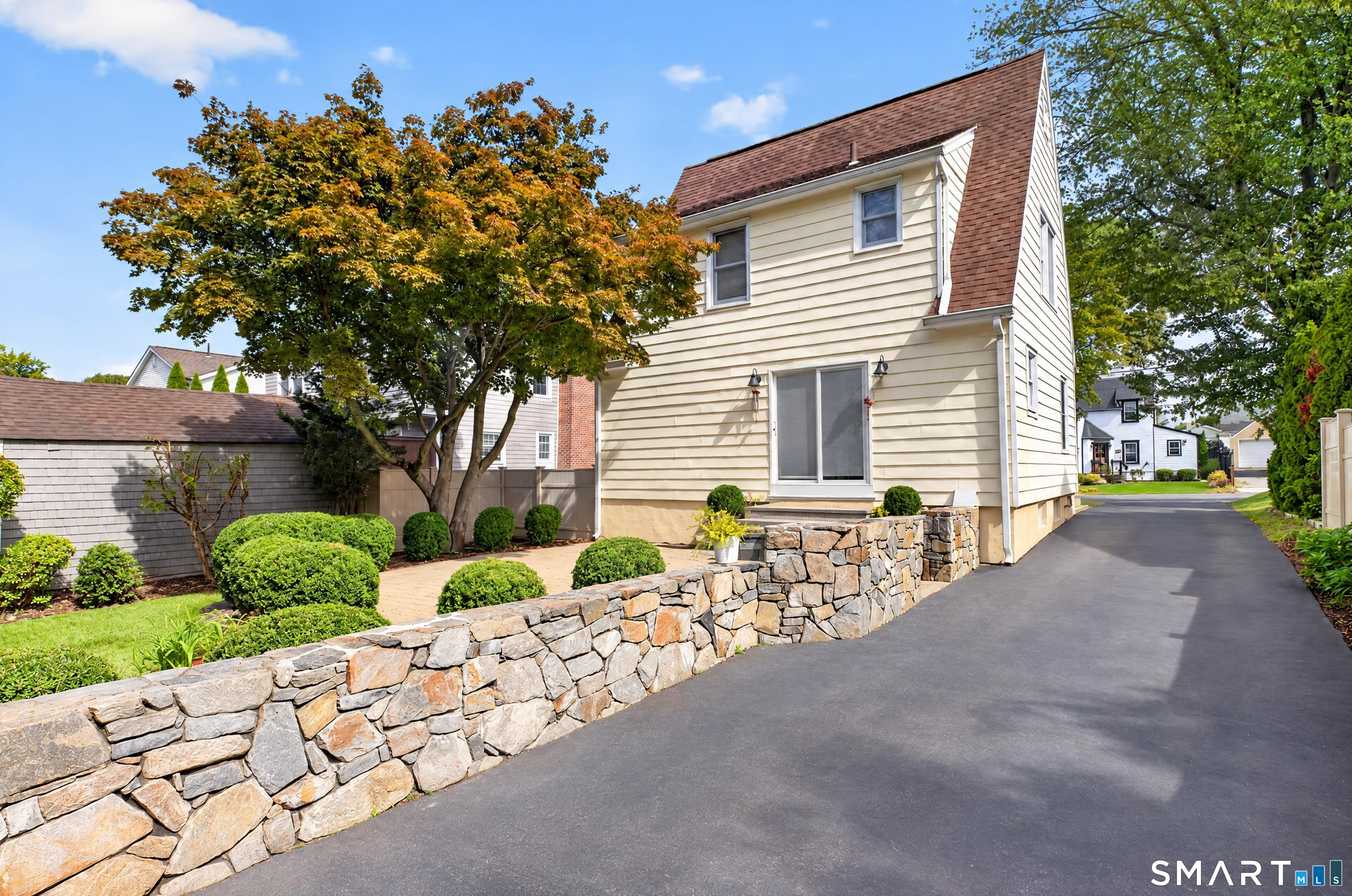 24 Cedar Crest Place Property Photo 6
