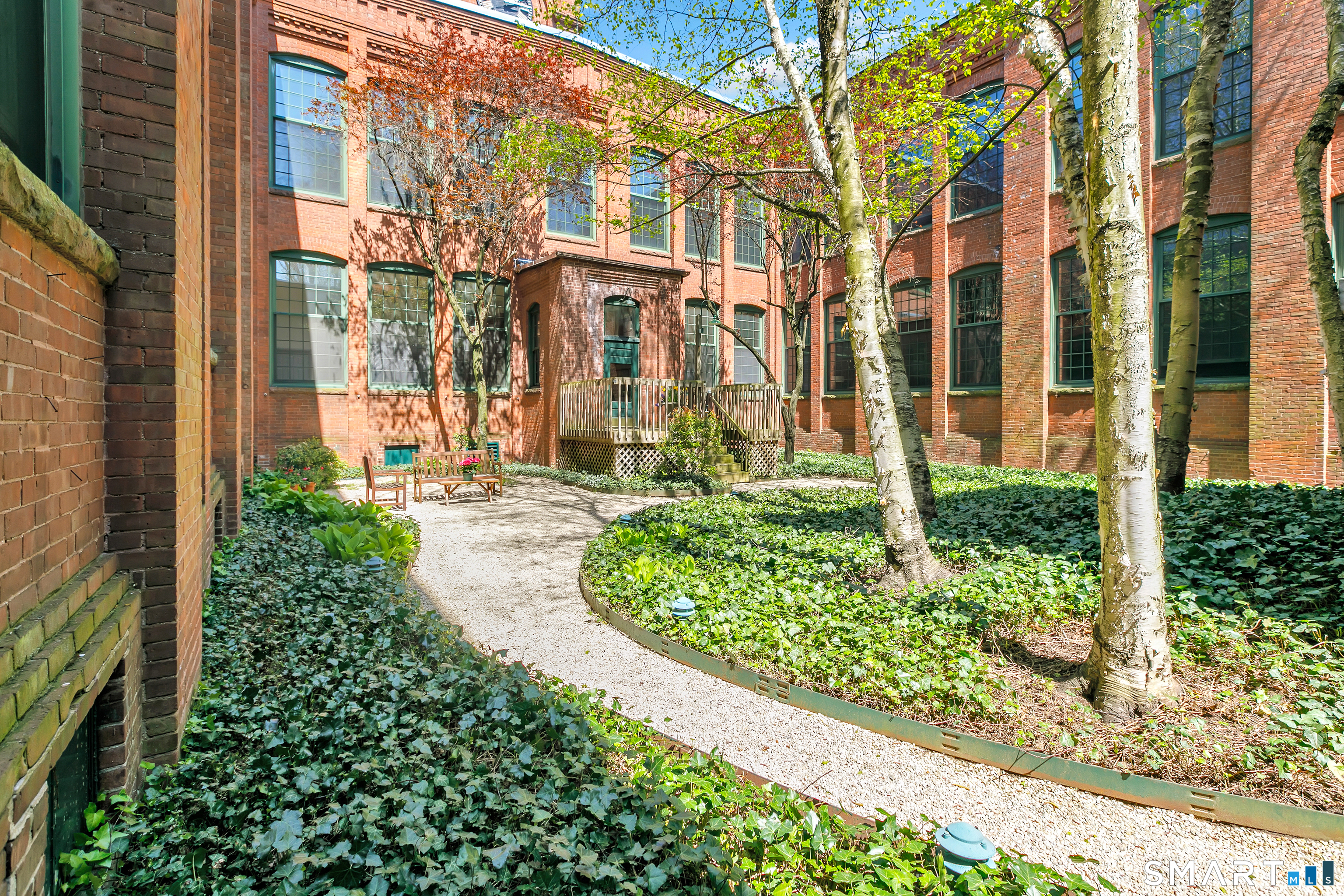 25 Grand 105 Street Property Photo 29