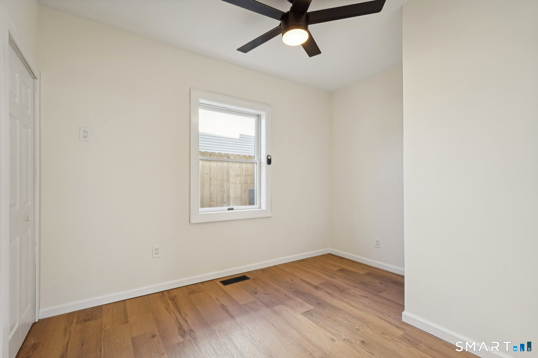 21 Soundview Avenue Property Photo 21
