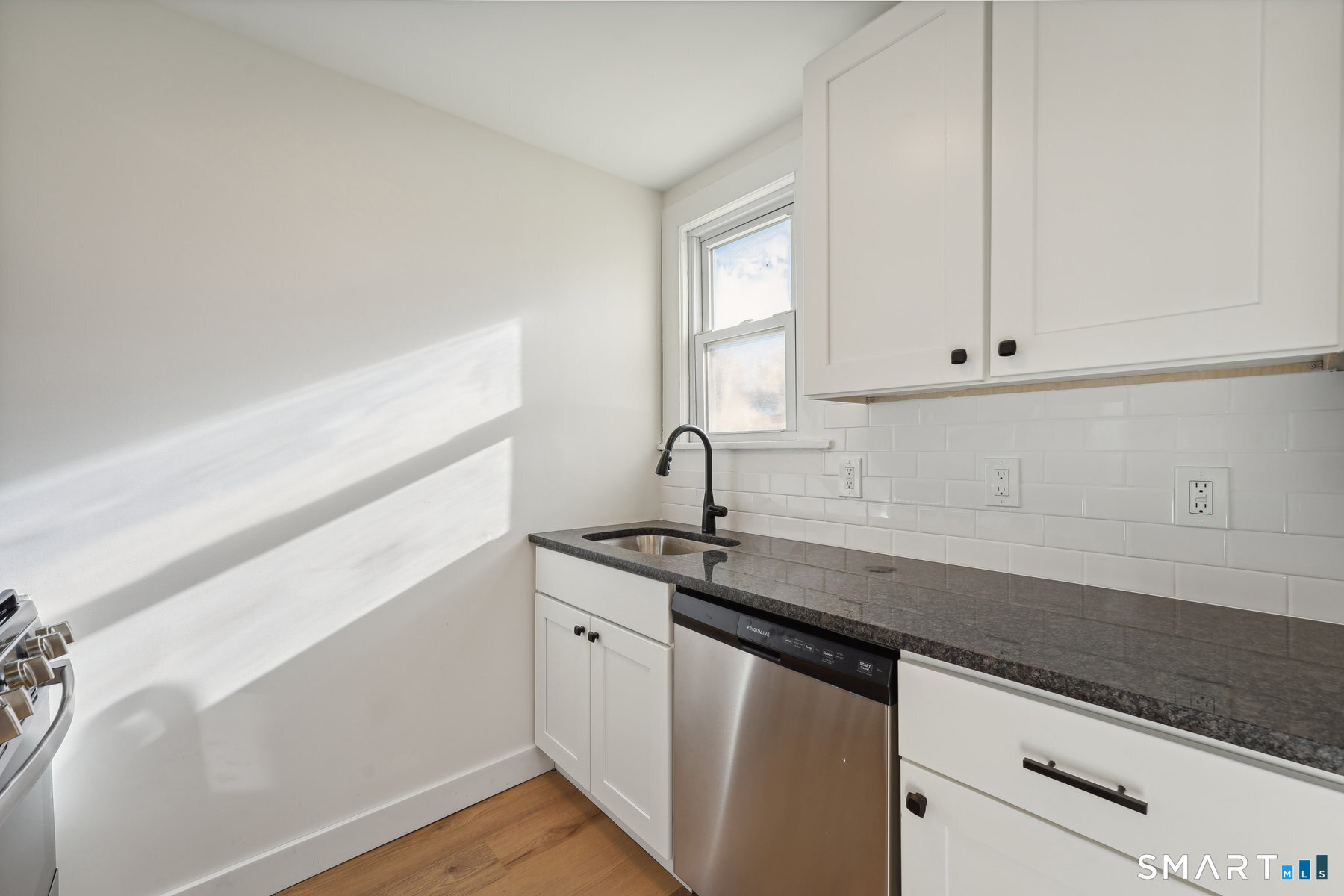 21 Soundview Avenue Property Photo 27