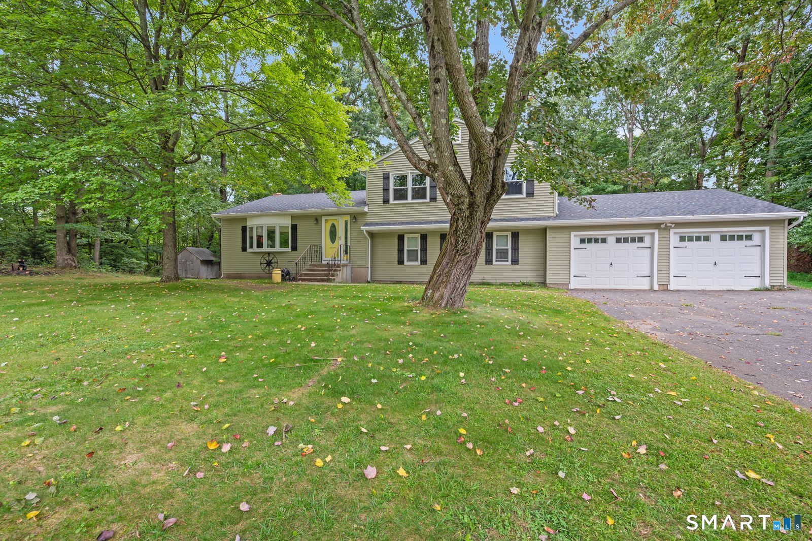 10 Wagon Wheel Drive Property Photo 2