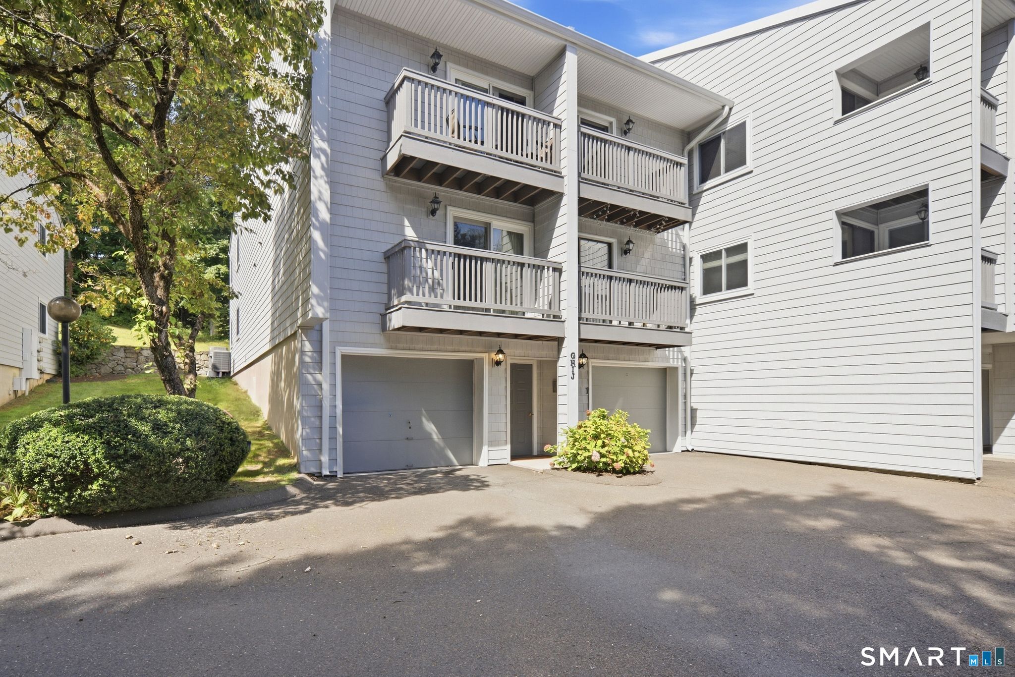 16 Rockmeadow I Road Property Photo 3