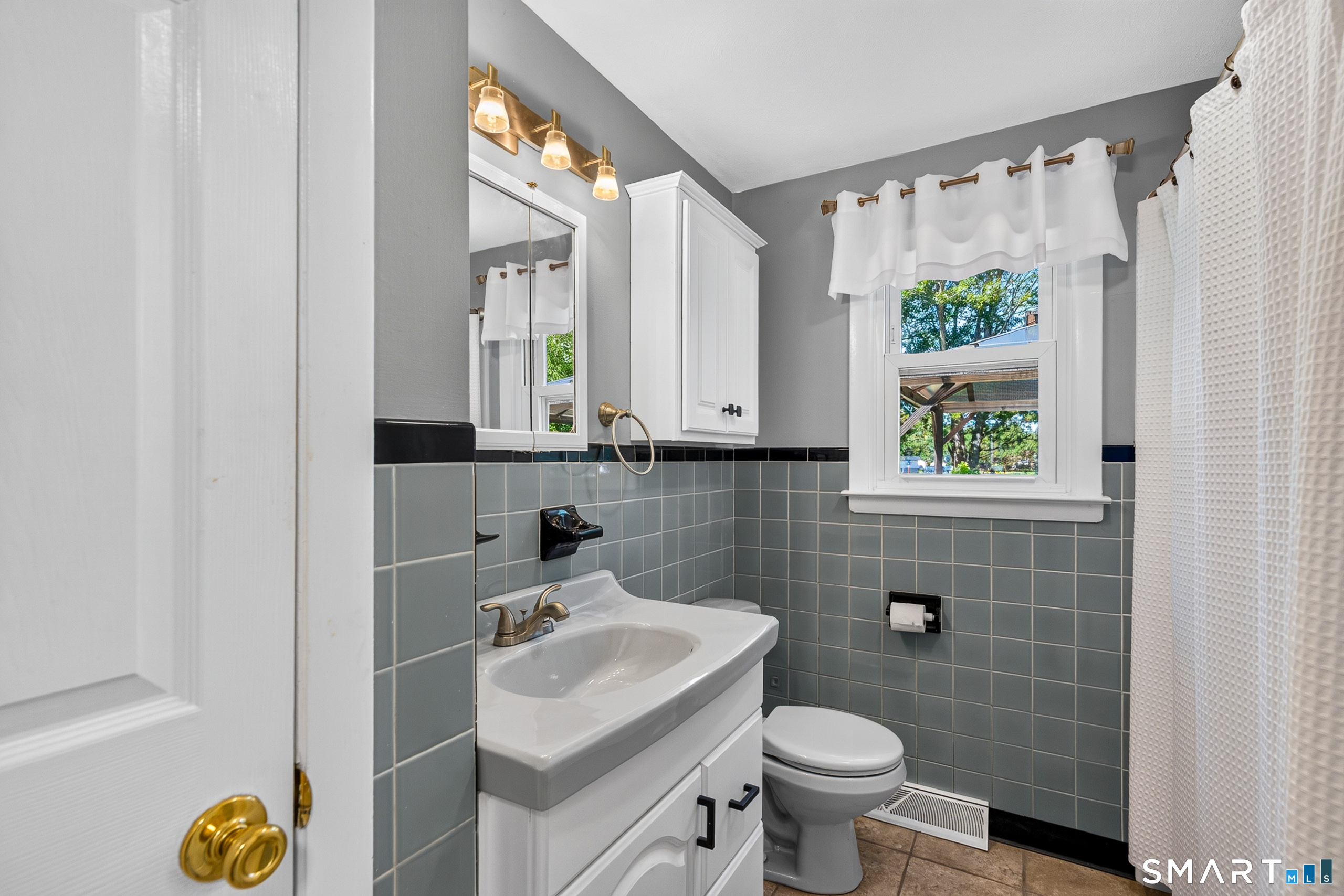 31 Barbara Road Property Photo 23