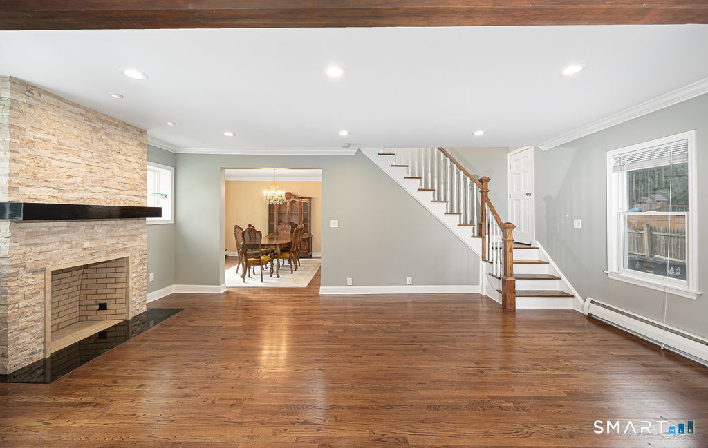 78 Knapp Street Property Photo 4