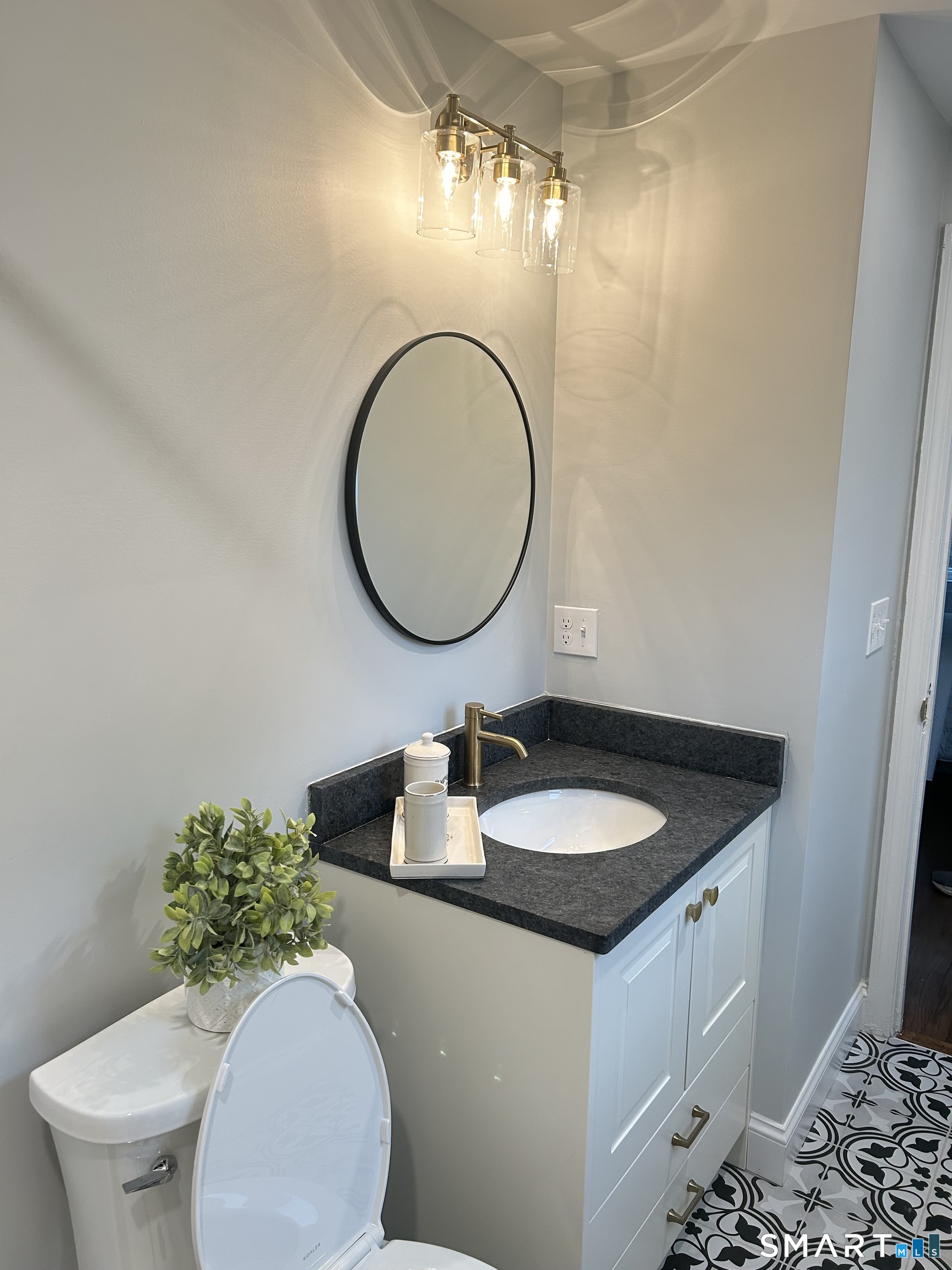 368 Charles Drive Property Photo 14