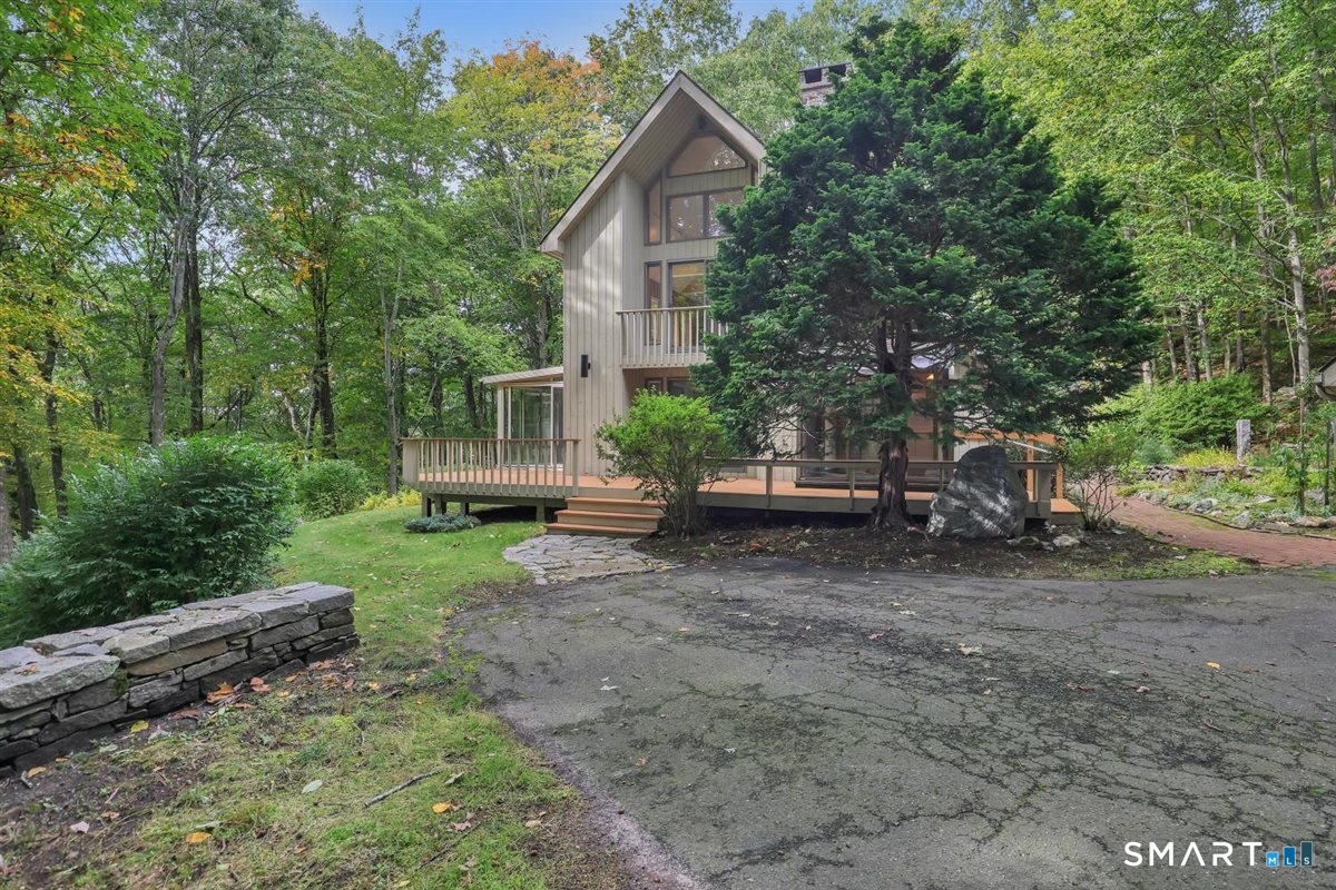 42 Taine Mountain Road Property Photo 2