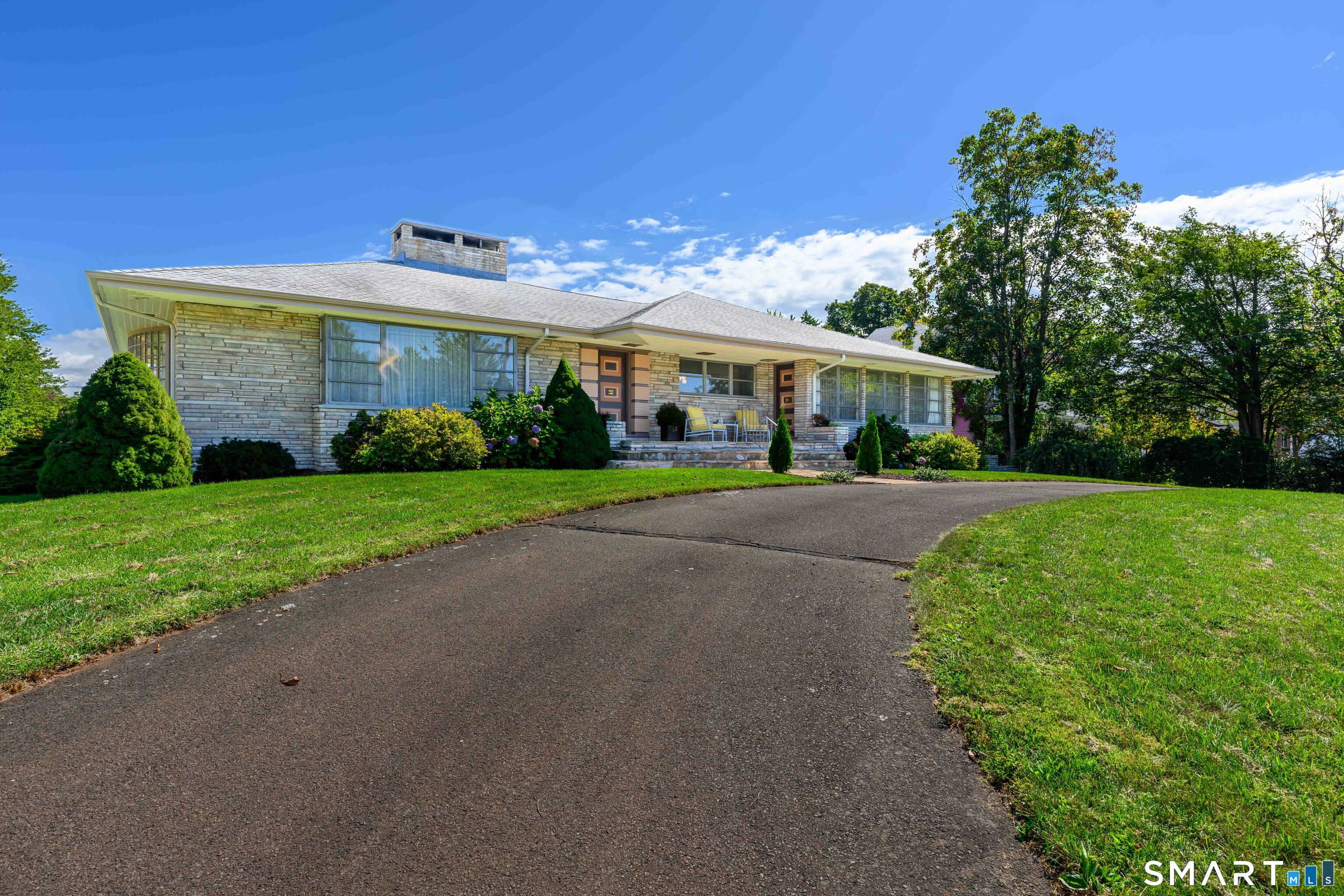 821 Townsend Avenue Property Photo 1