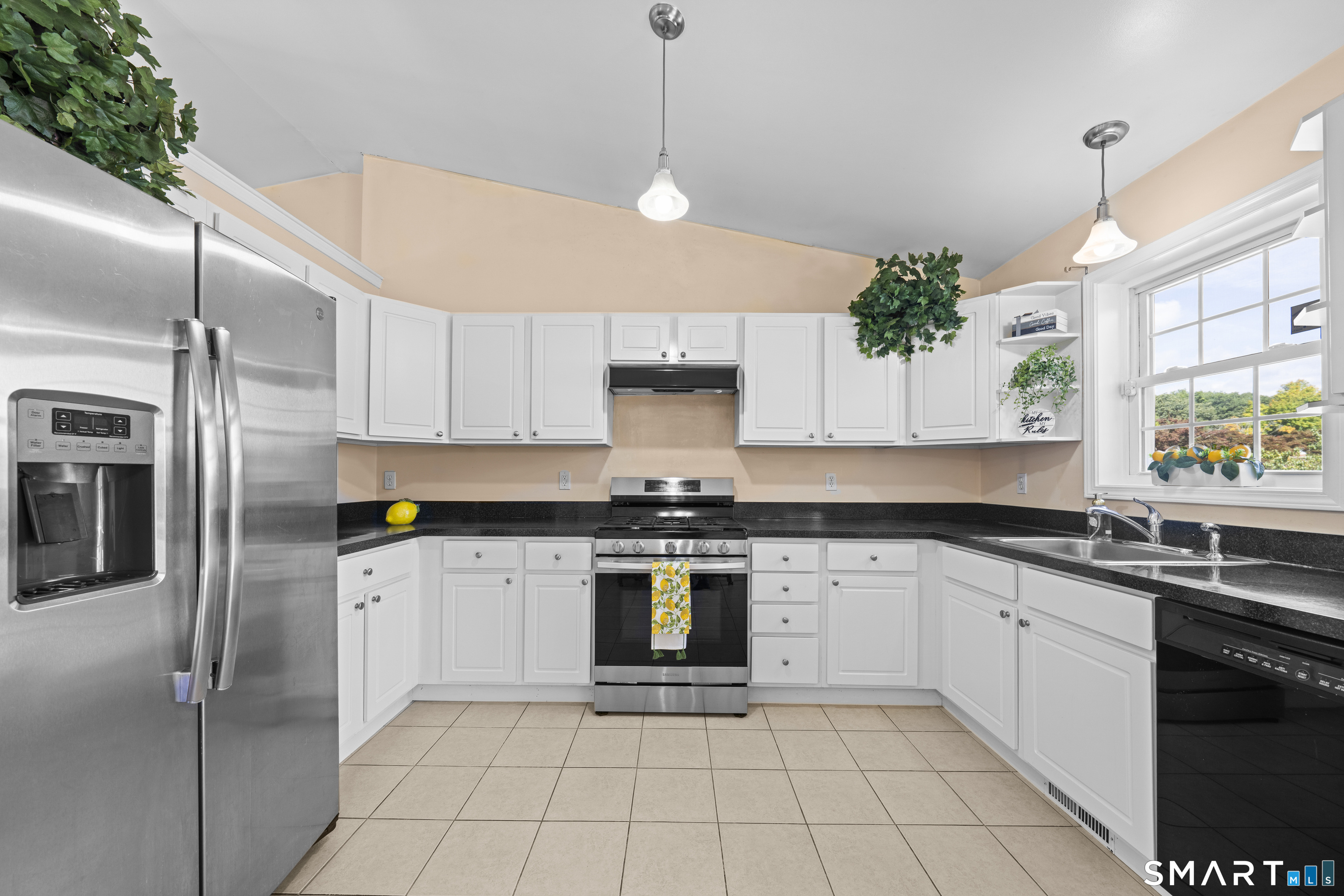162 Hillcrest Avenue Property Photo 11
