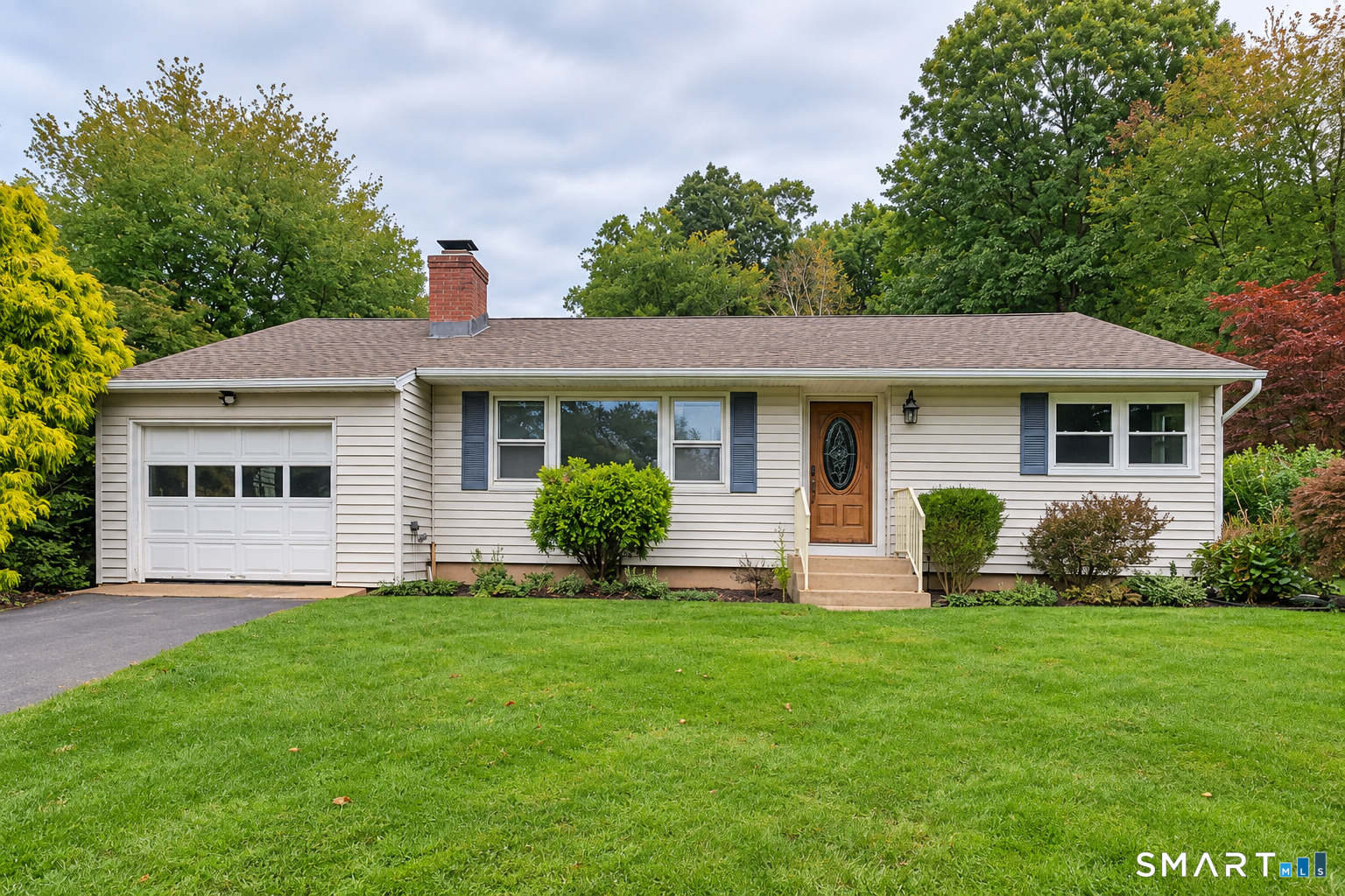 54 Halsey Drive Property Photo 1