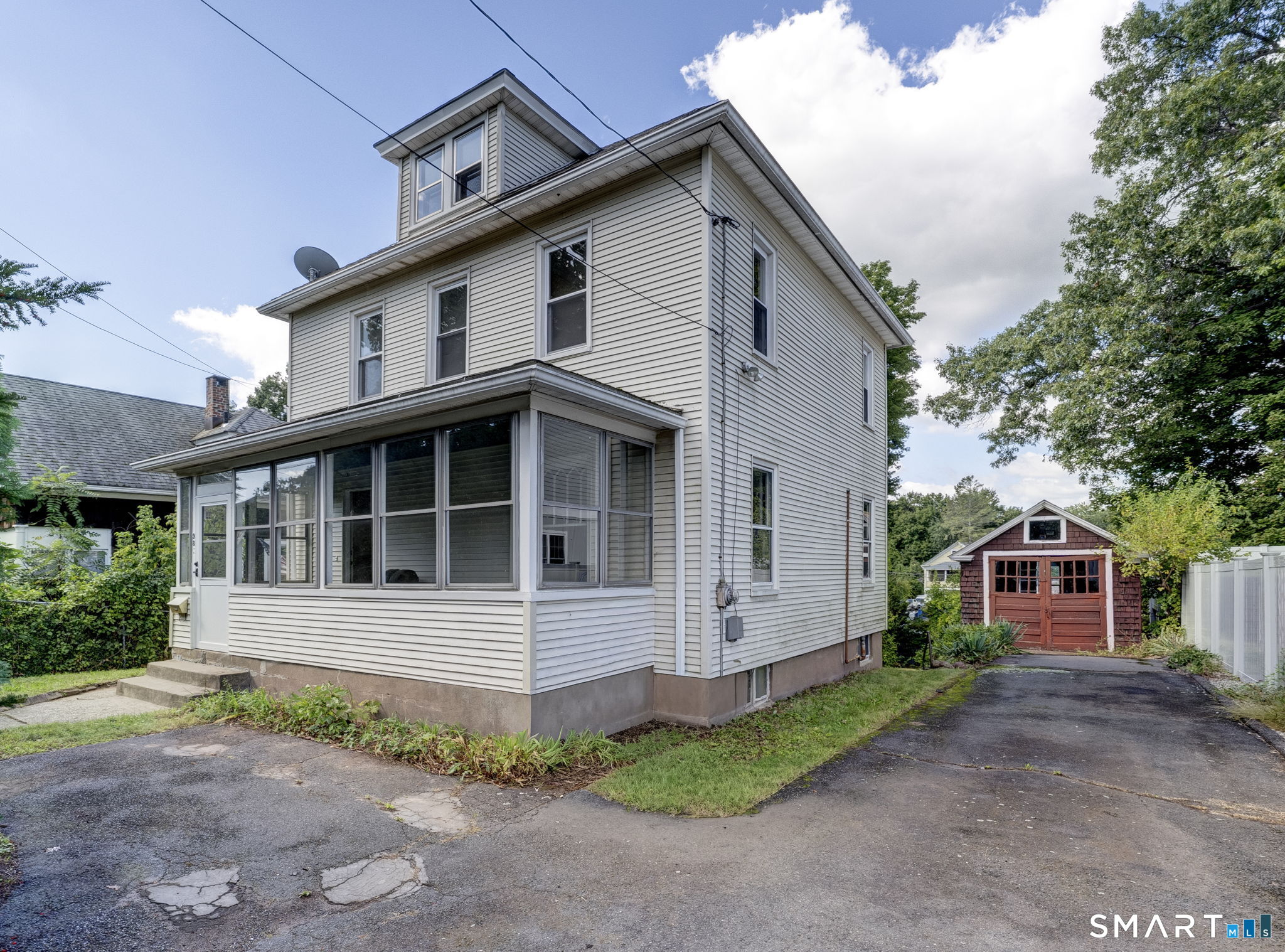 98 Norman Street Property Photo 1