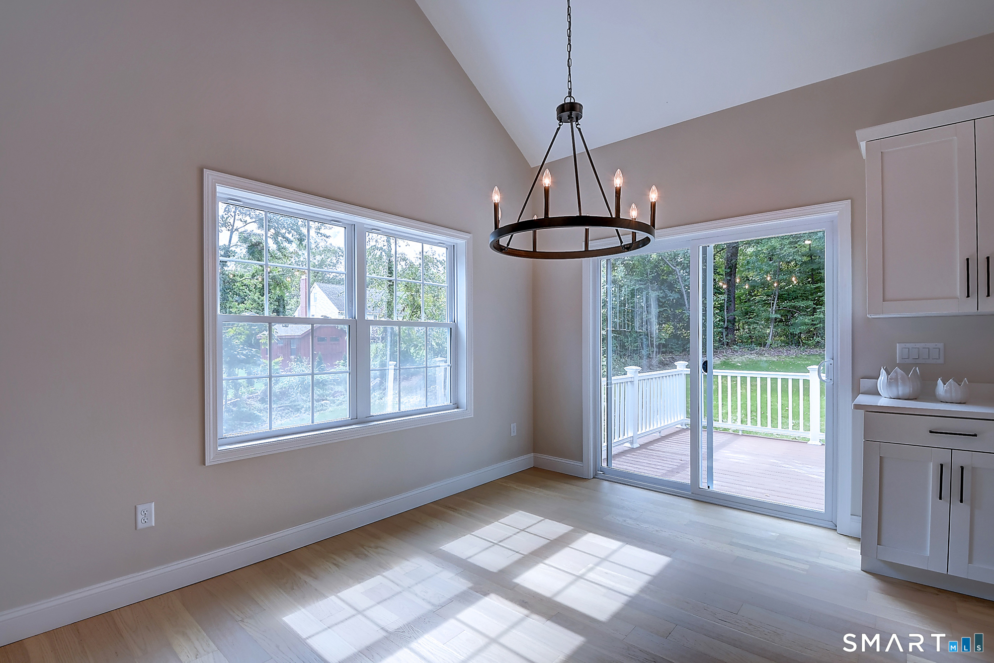 201 Medford Street Property Photo 9