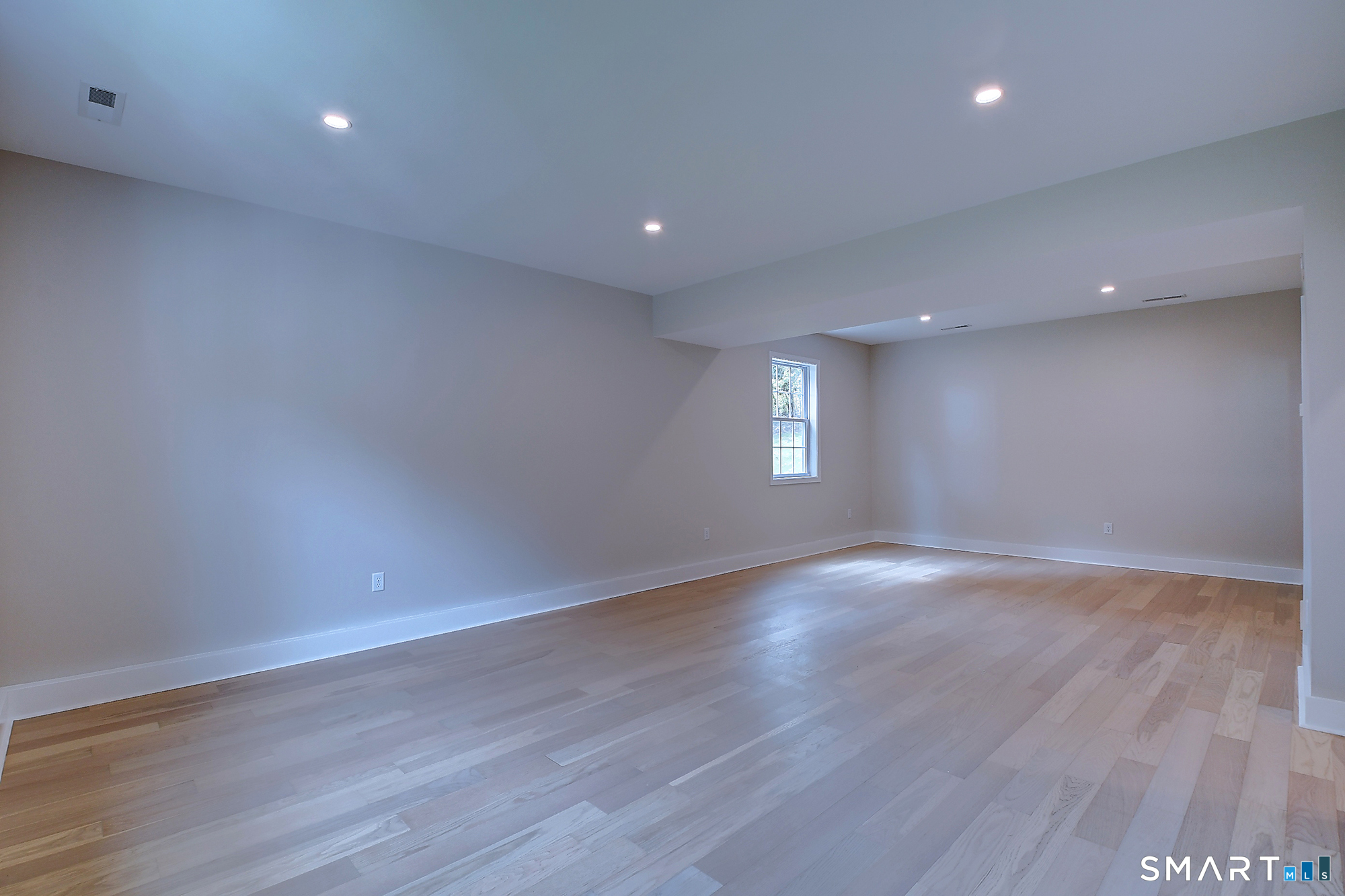 201 Medford Street Property Photo 27