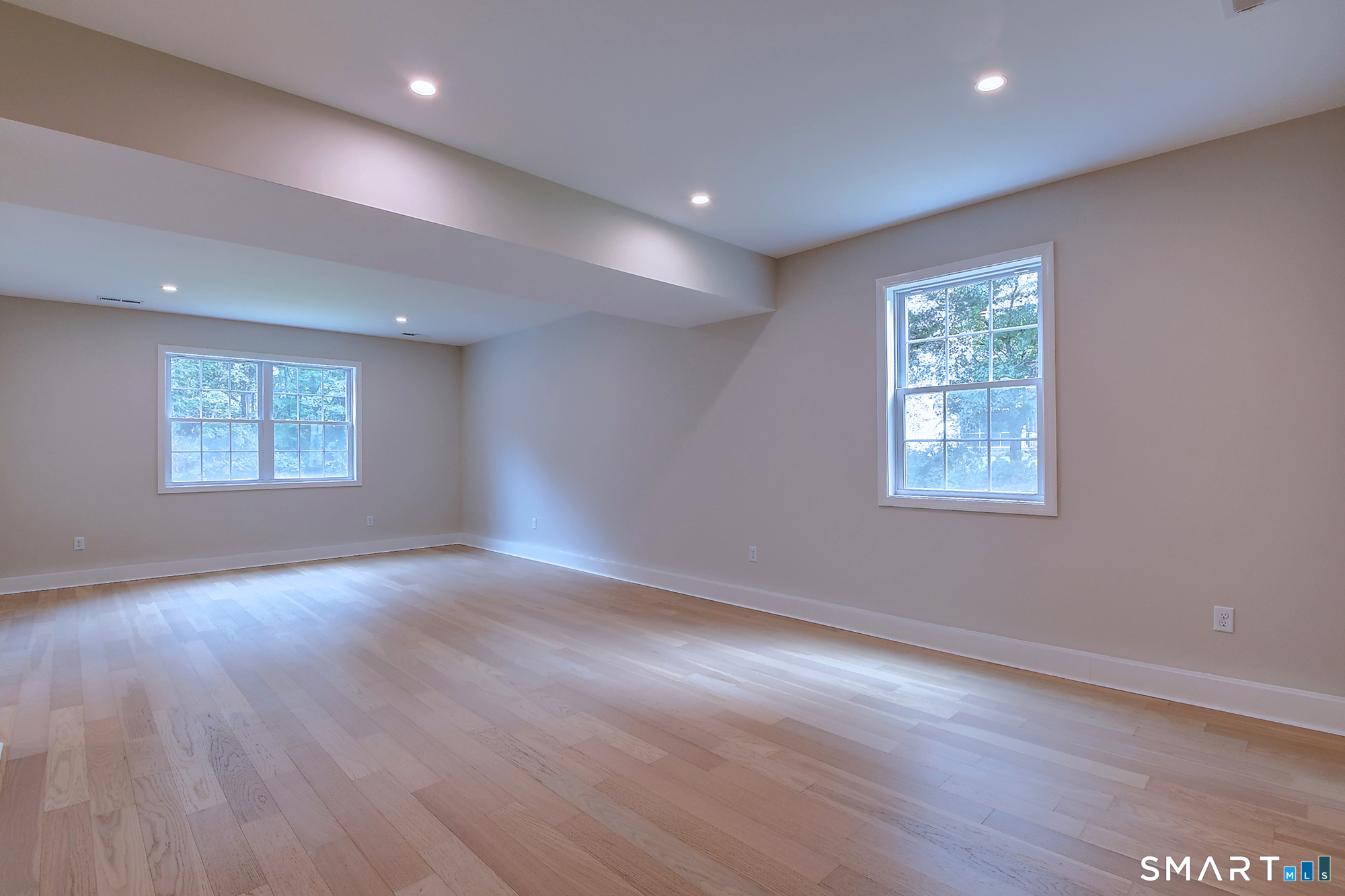 201 Medford Street Property Photo 28