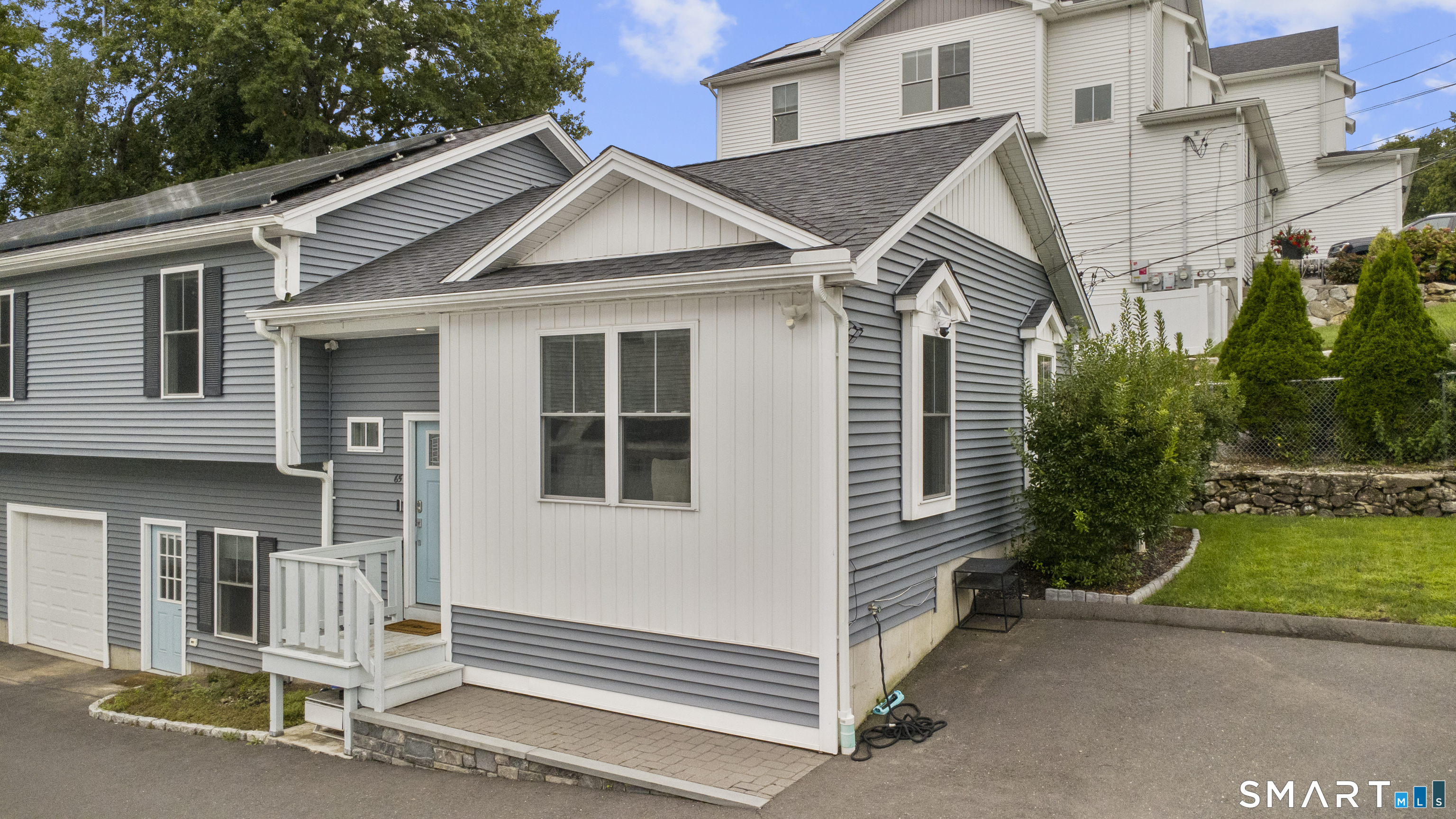 65 Sterling Street Property Photo 3