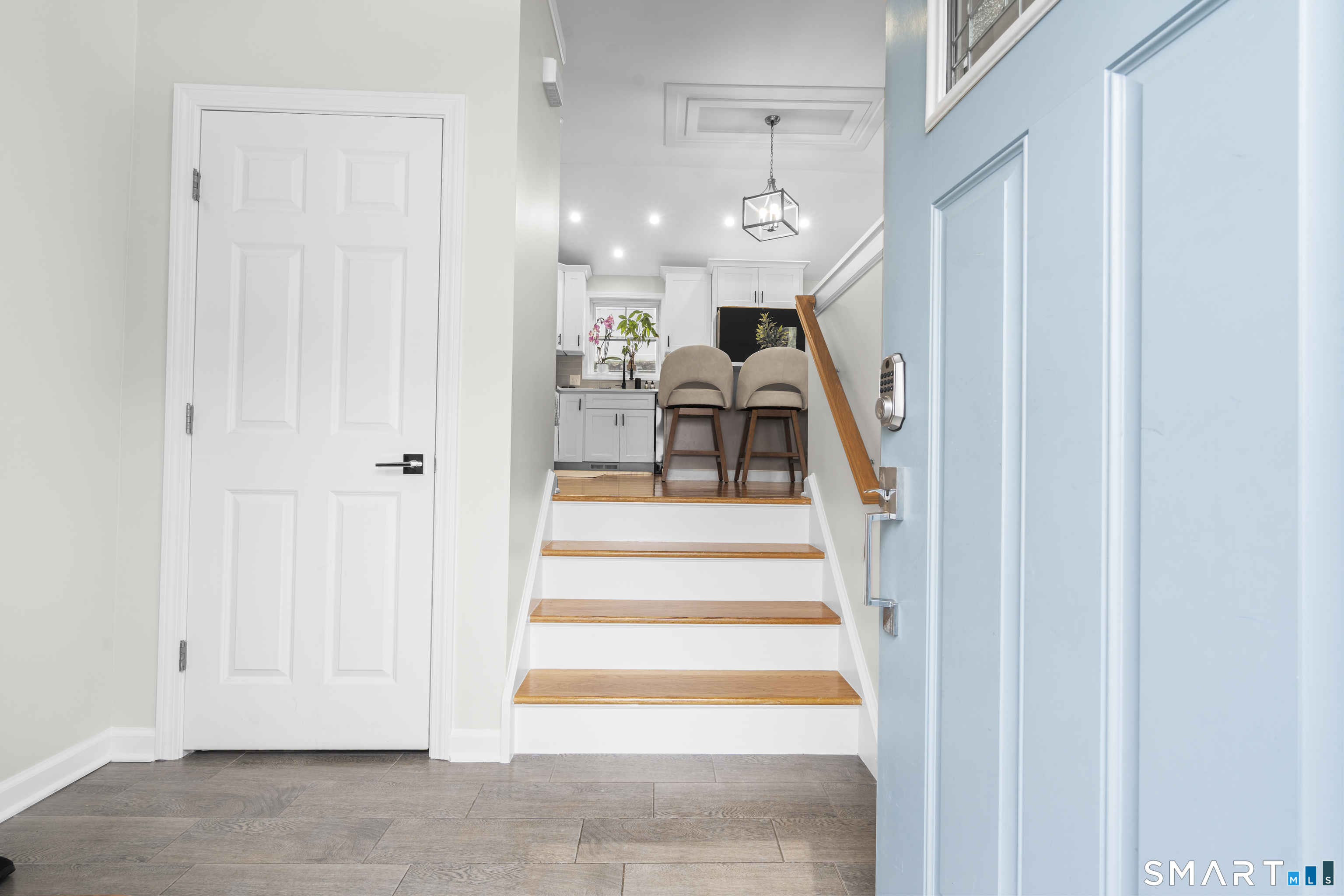 65 Sterling Street Property Photo 8