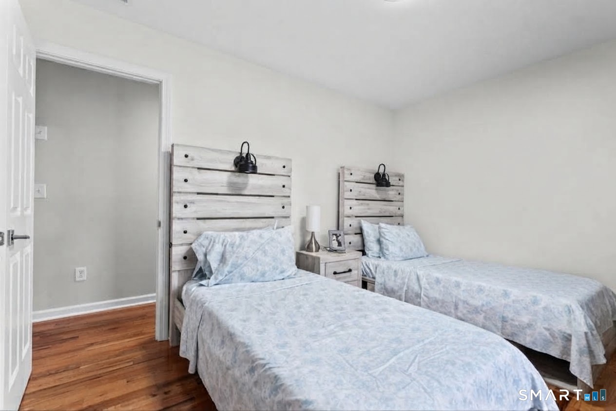 65 Sterling Street Property Photo 19