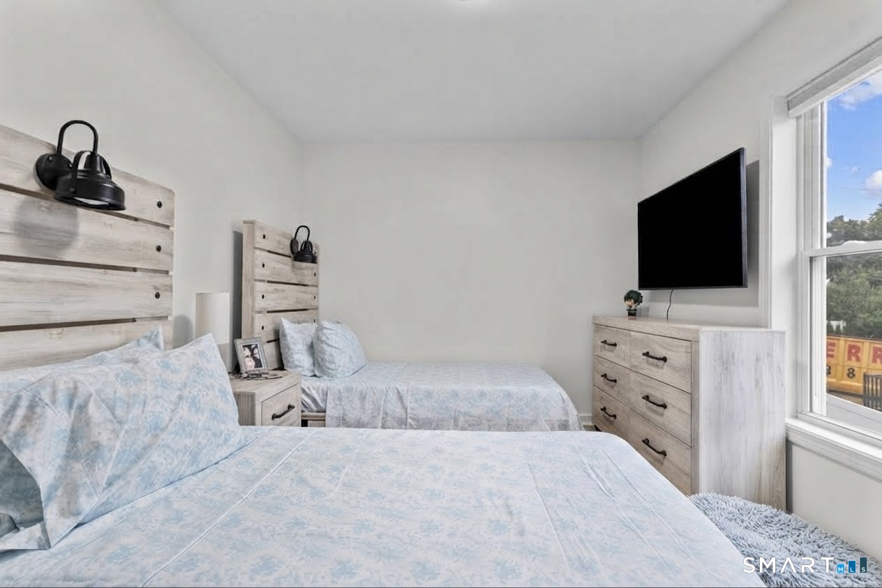 65 Sterling Street Property Photo 20