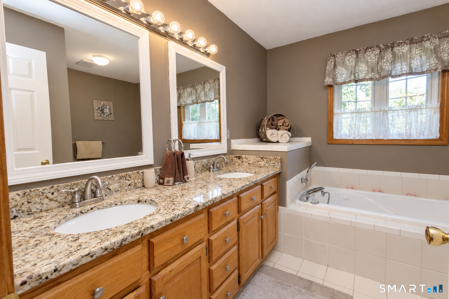 84 Mountain Road Property Photo 24