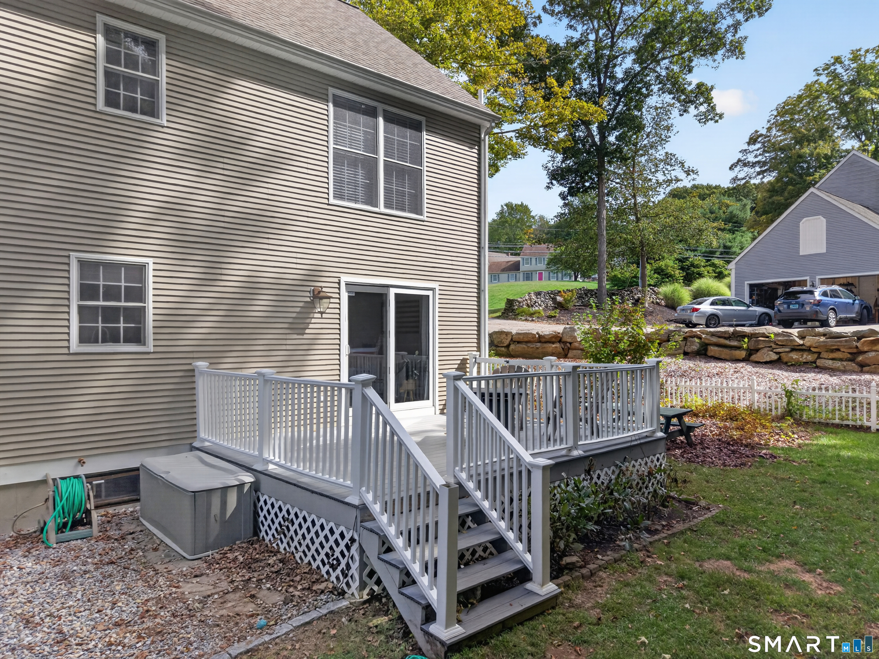 589 Town Street Property Photo 22