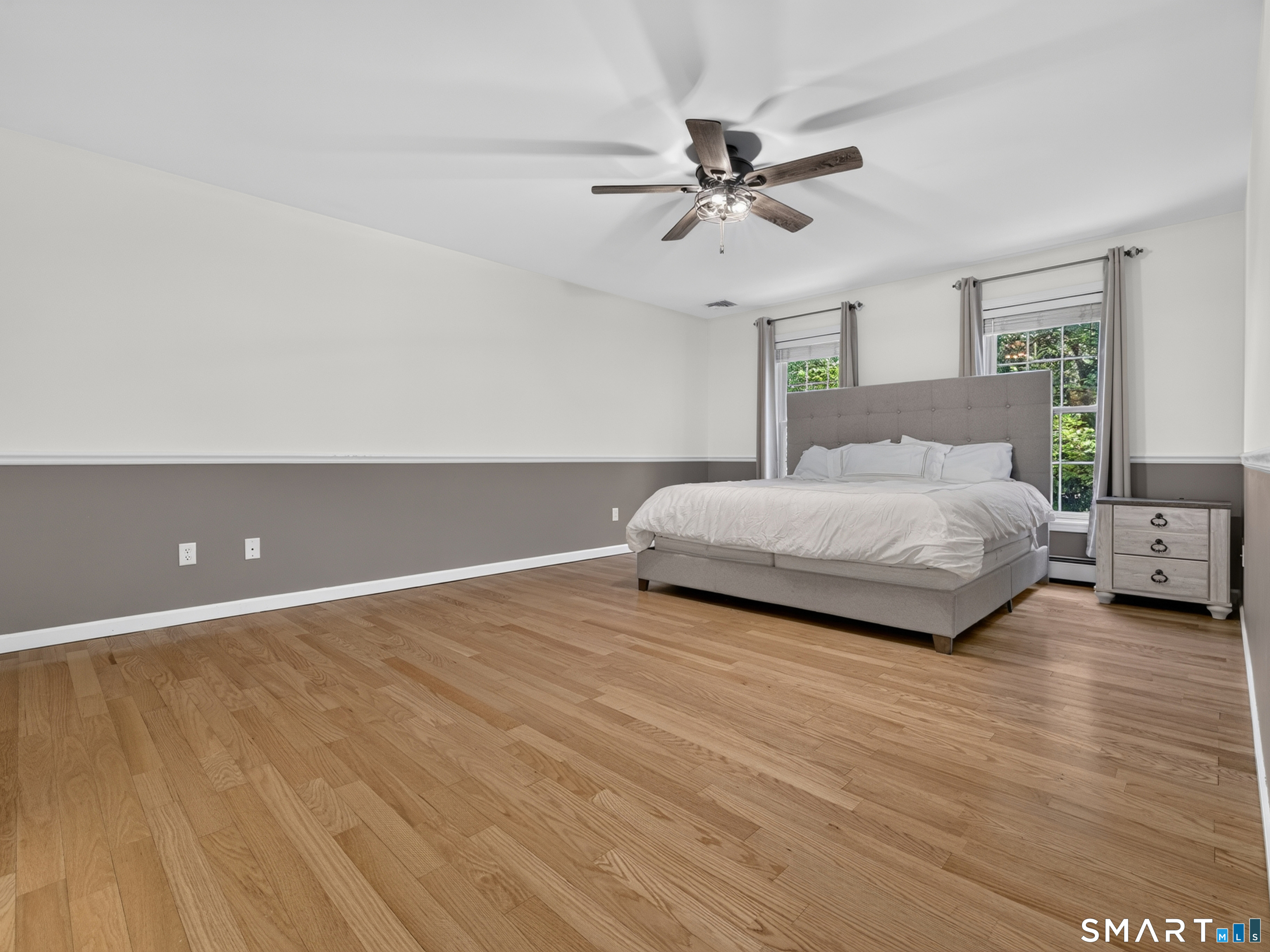 589 Town Street Property Photo 24