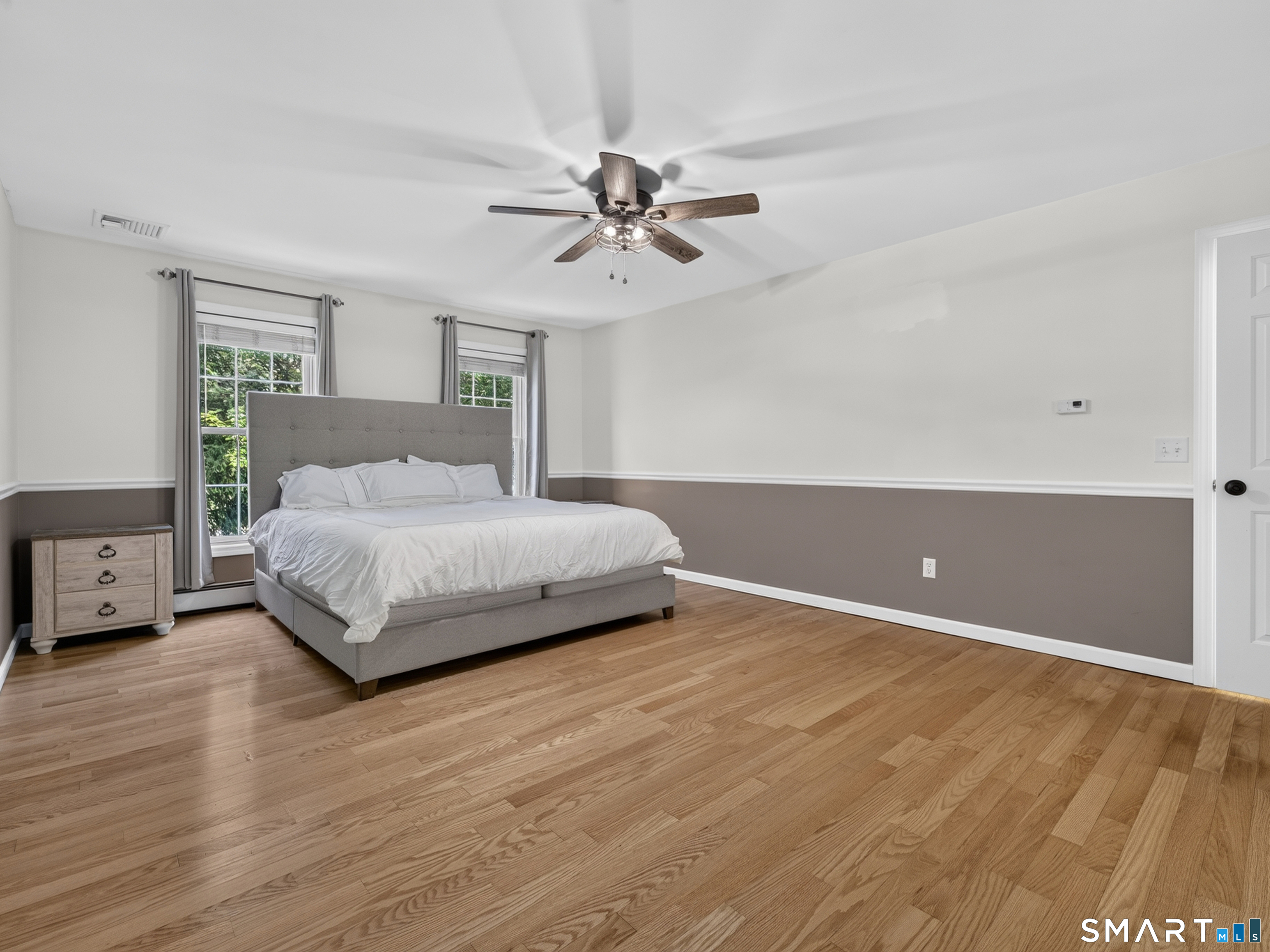 589 Town Street Property Photo 25