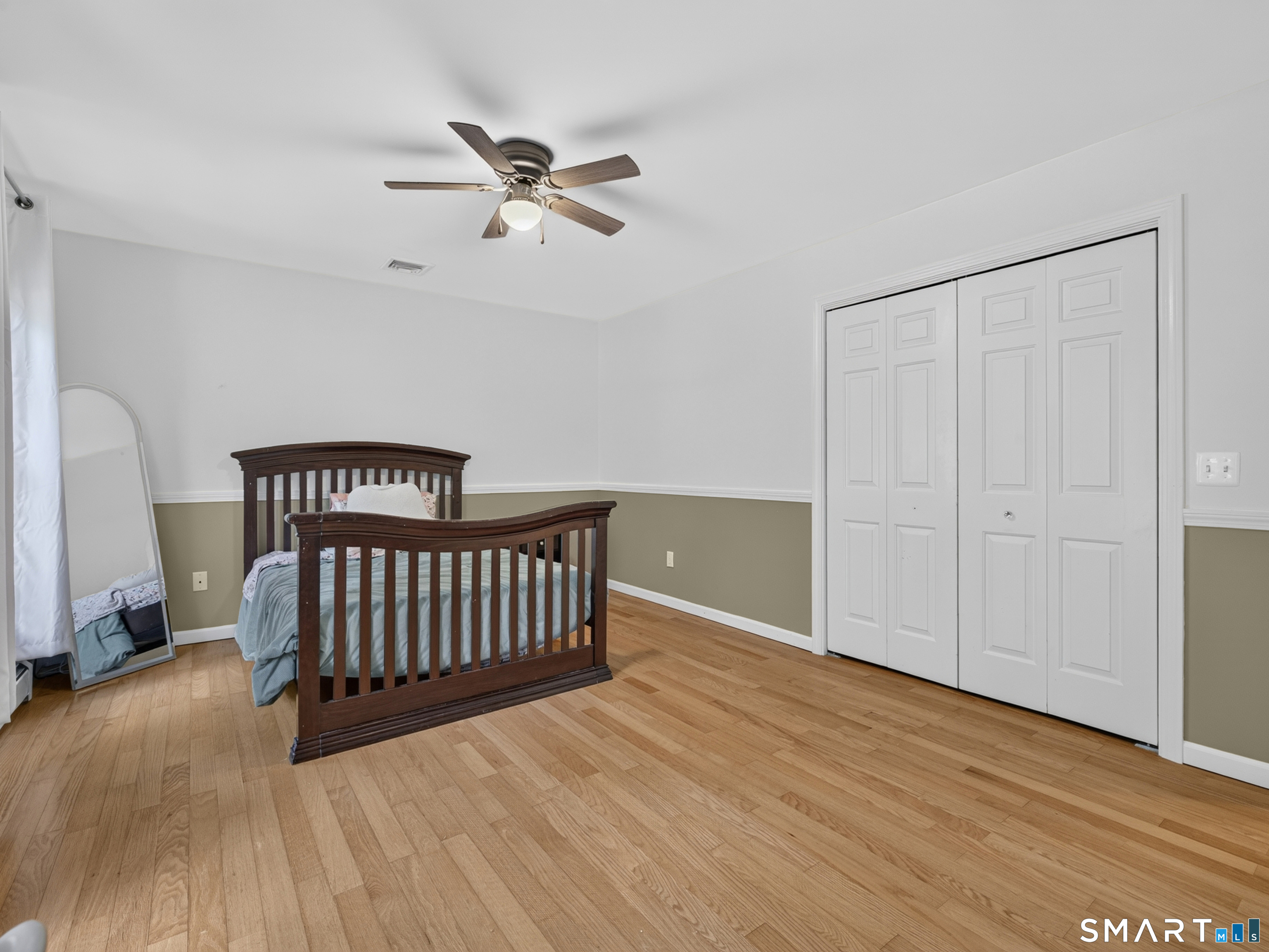 589 Town Street Property Photo 31