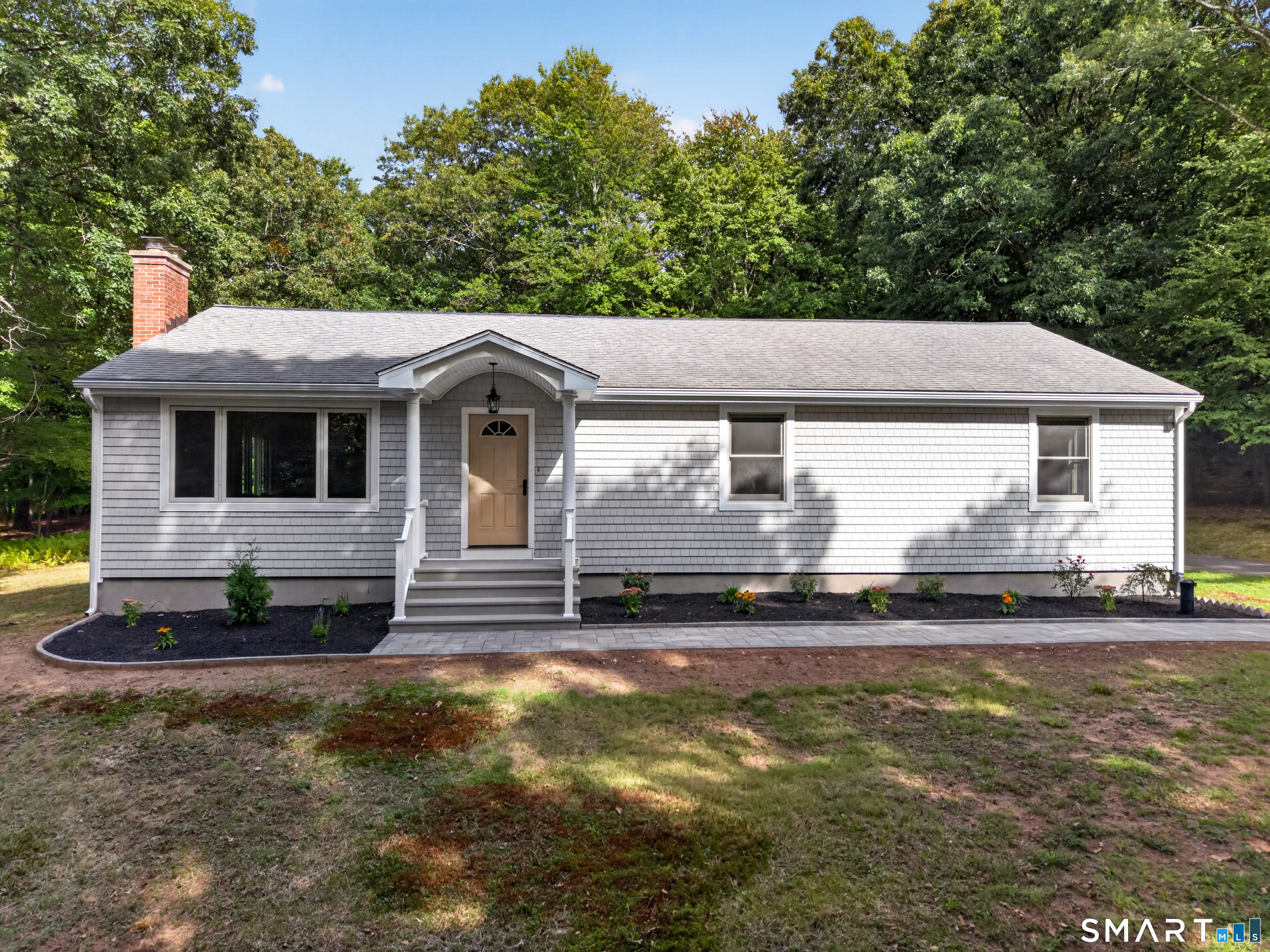 136 Minnechaug Drive Property Photo 1