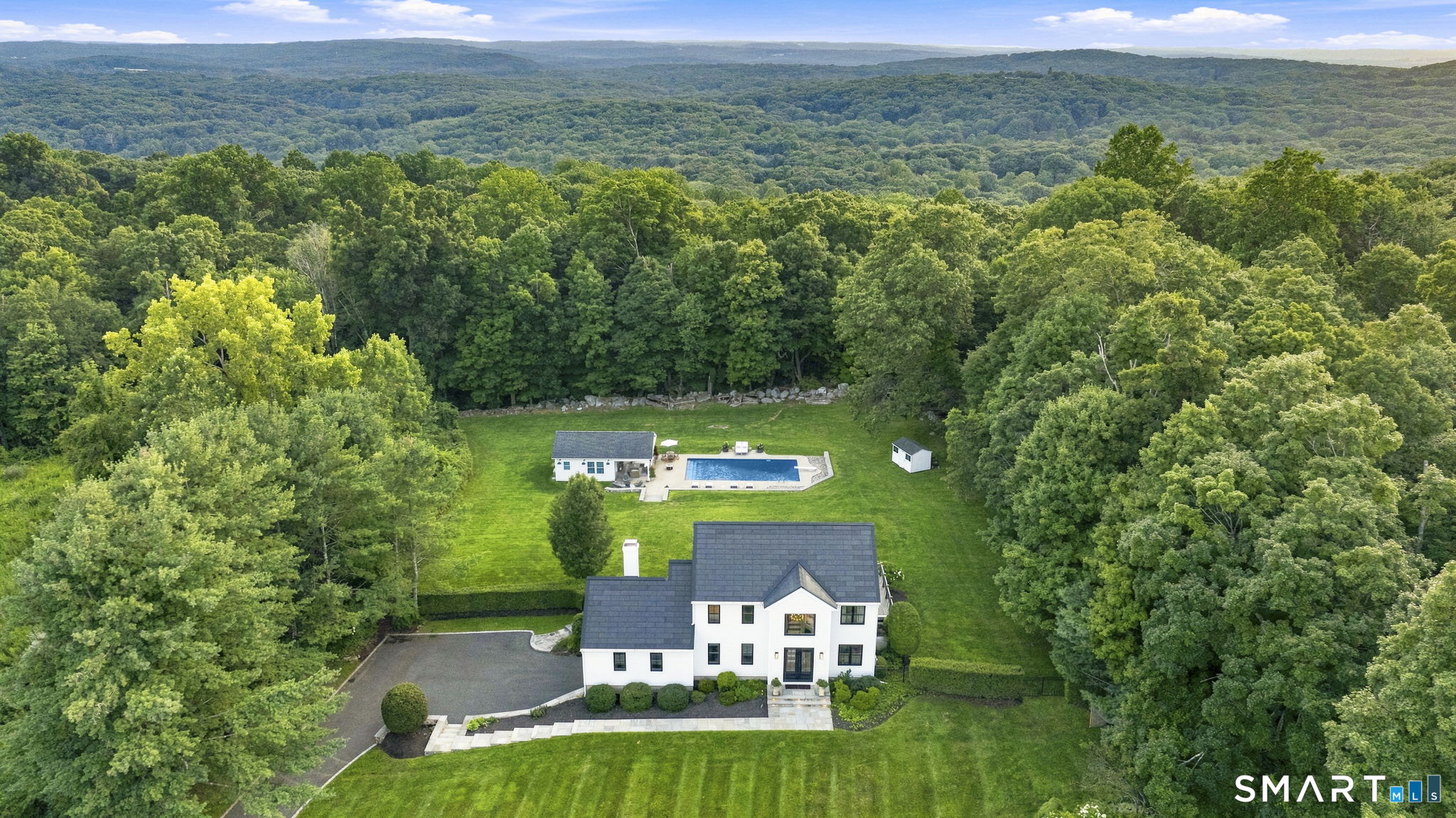 40 Great Ring Road Property Photo 1