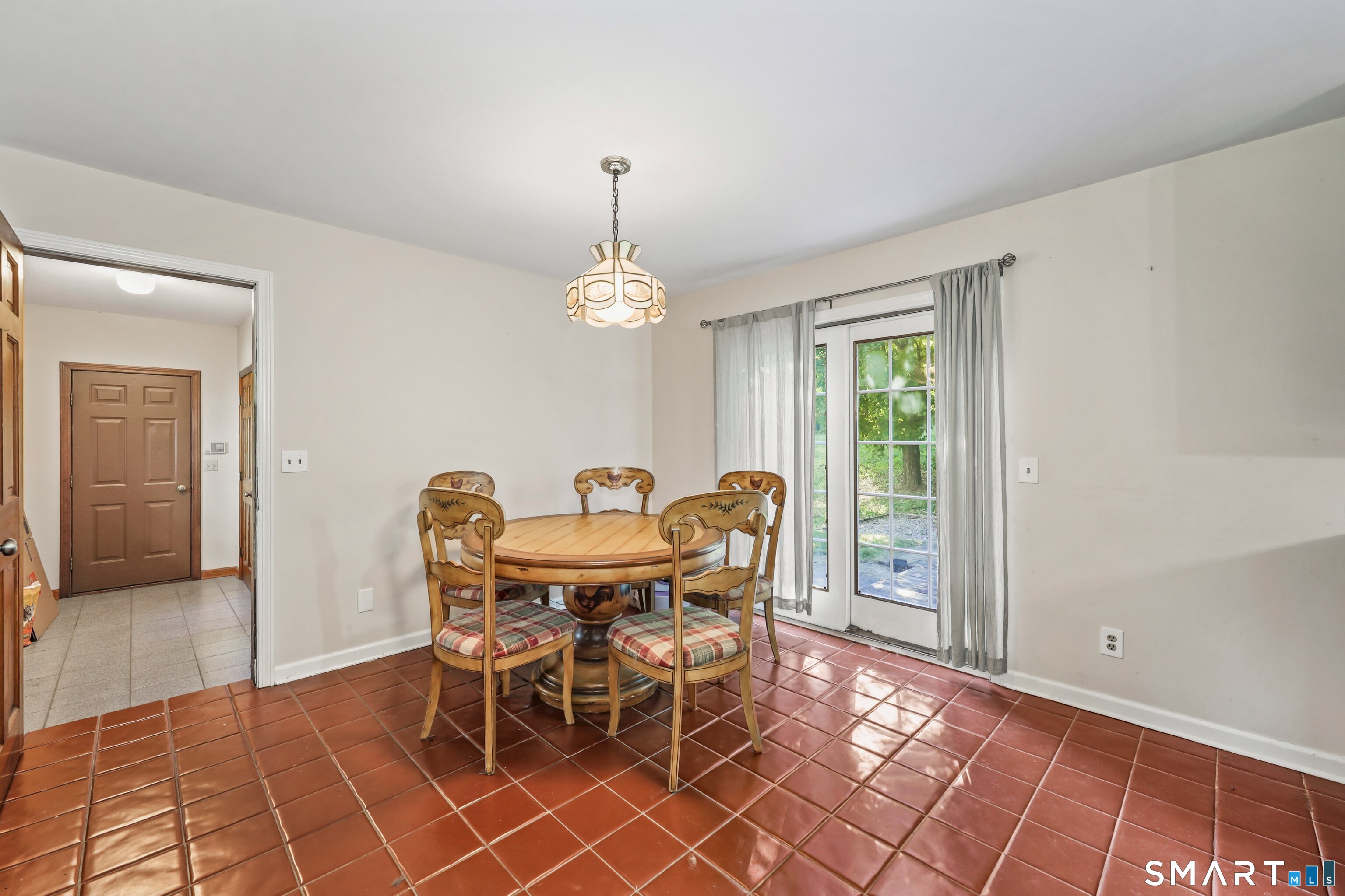 69 Nonnewaug Road Property Photo 13