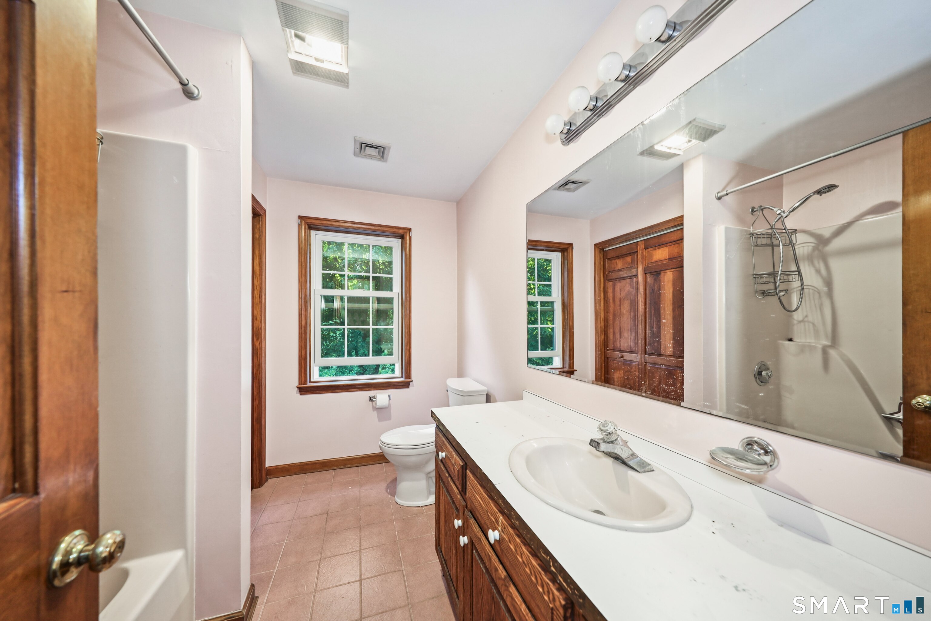 69 Nonnewaug Road Property Photo 21