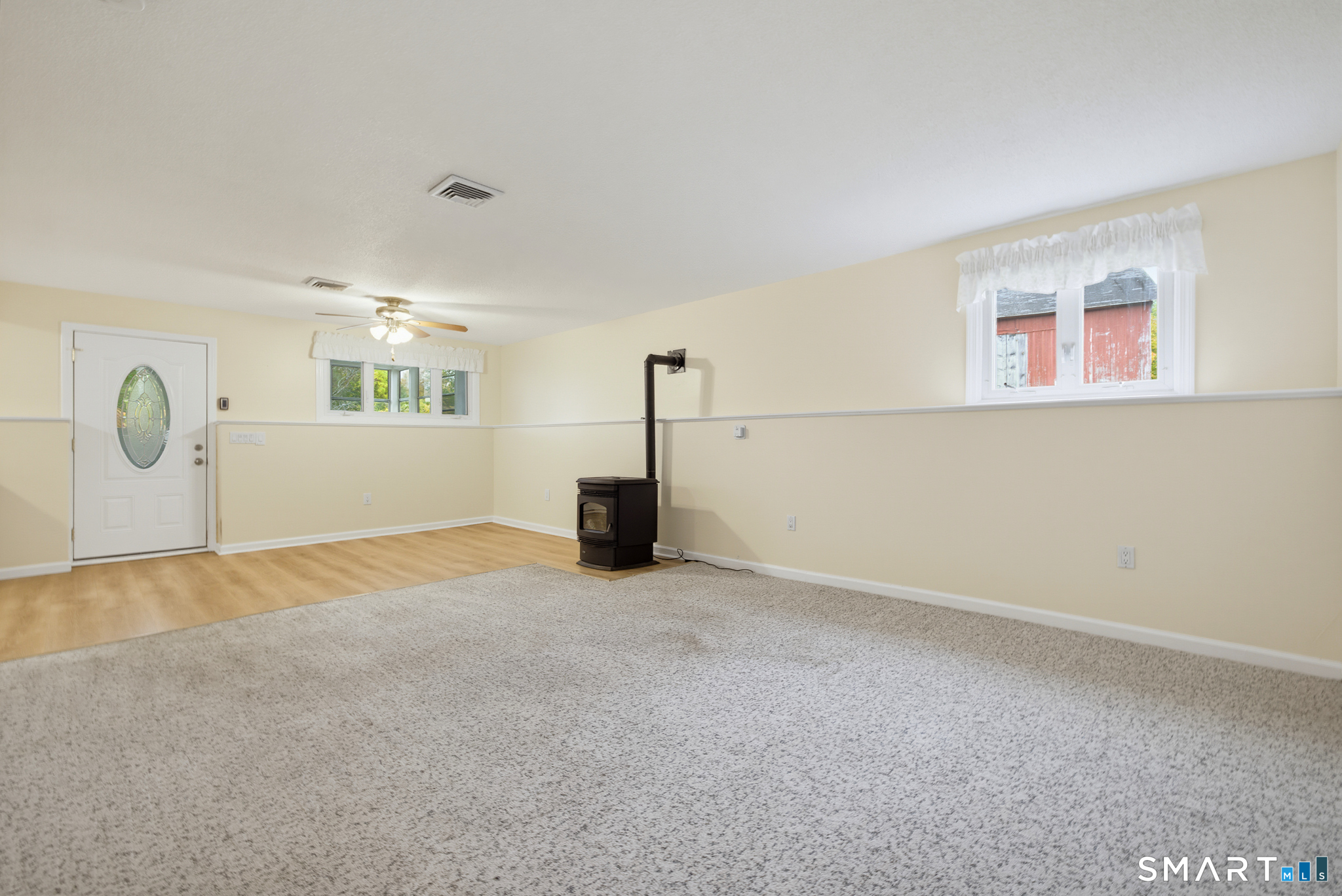 570 East South Street Property Photo 24
