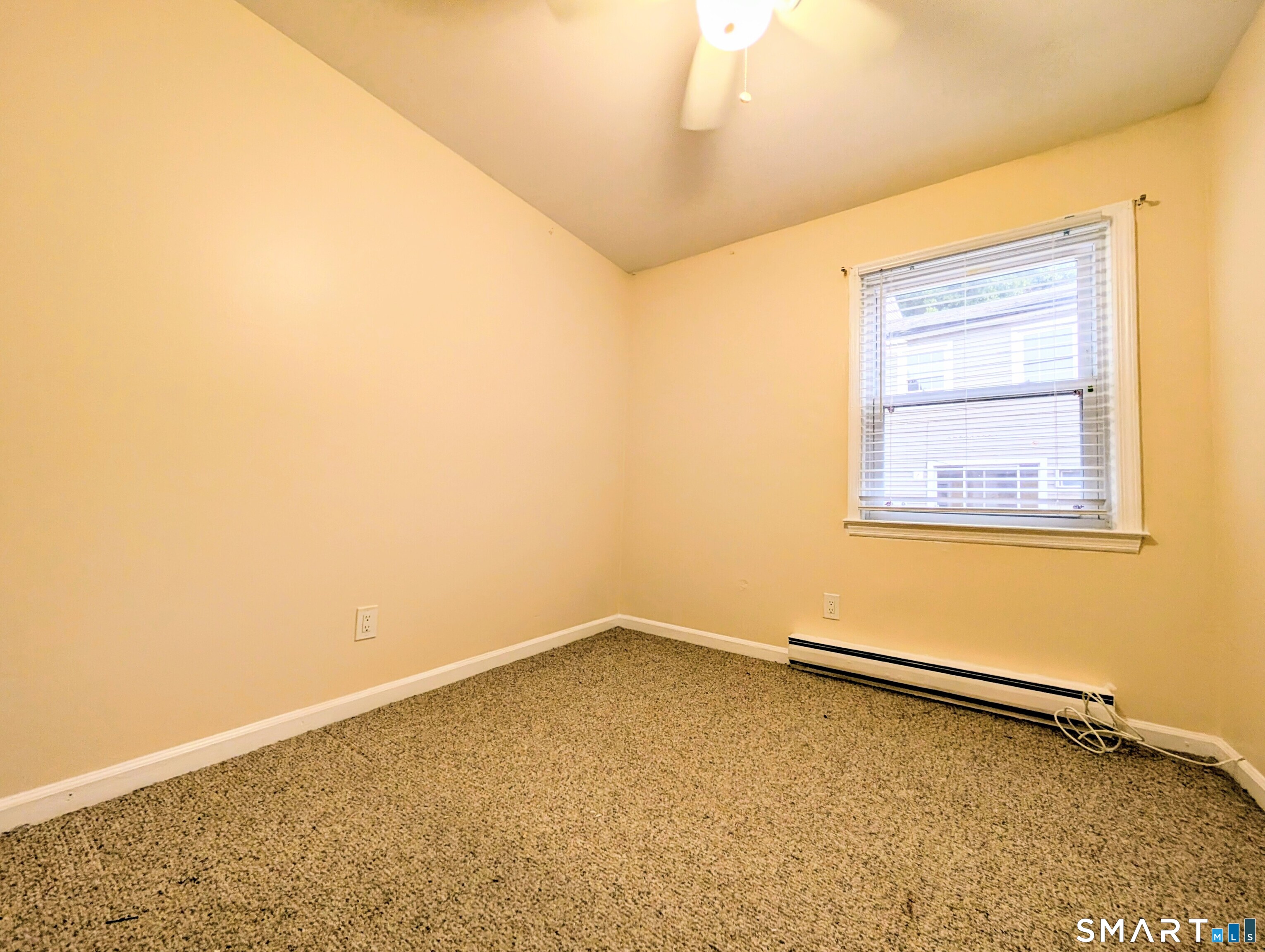 2 Irving B Place Property Photo 13