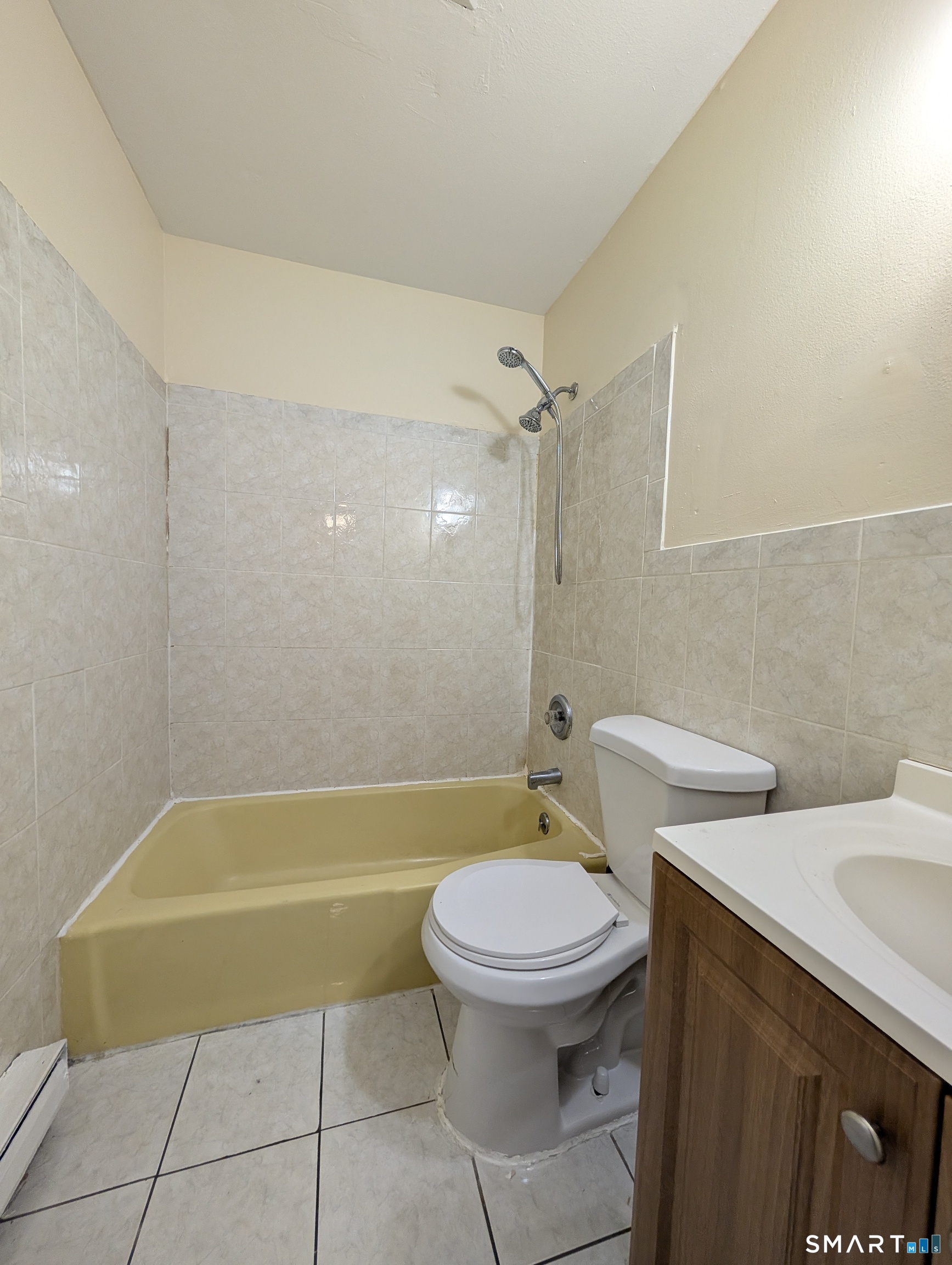 2 Irving B Place Property Photo 18