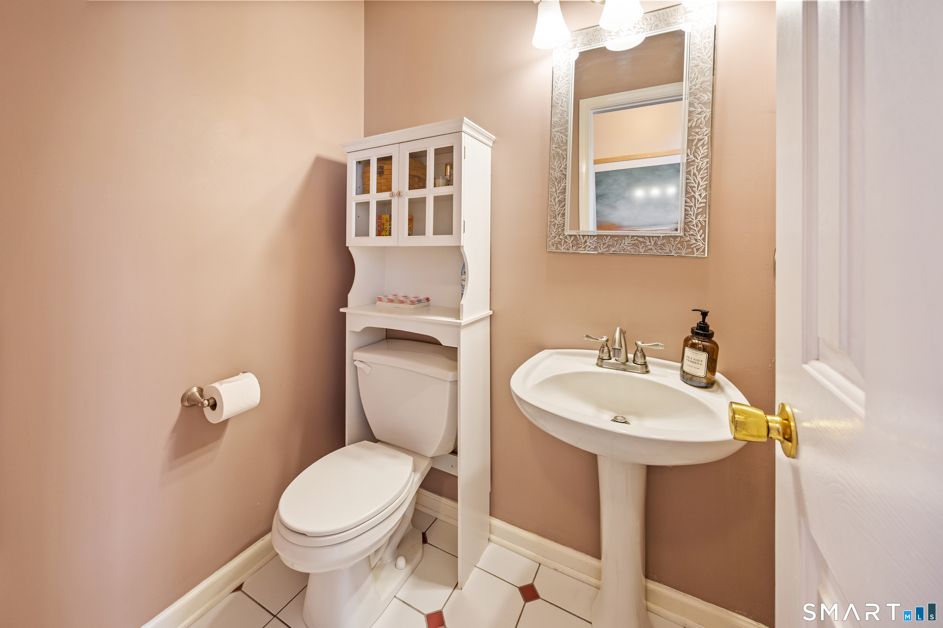 14 Diamond Rock Road Property Photo 7