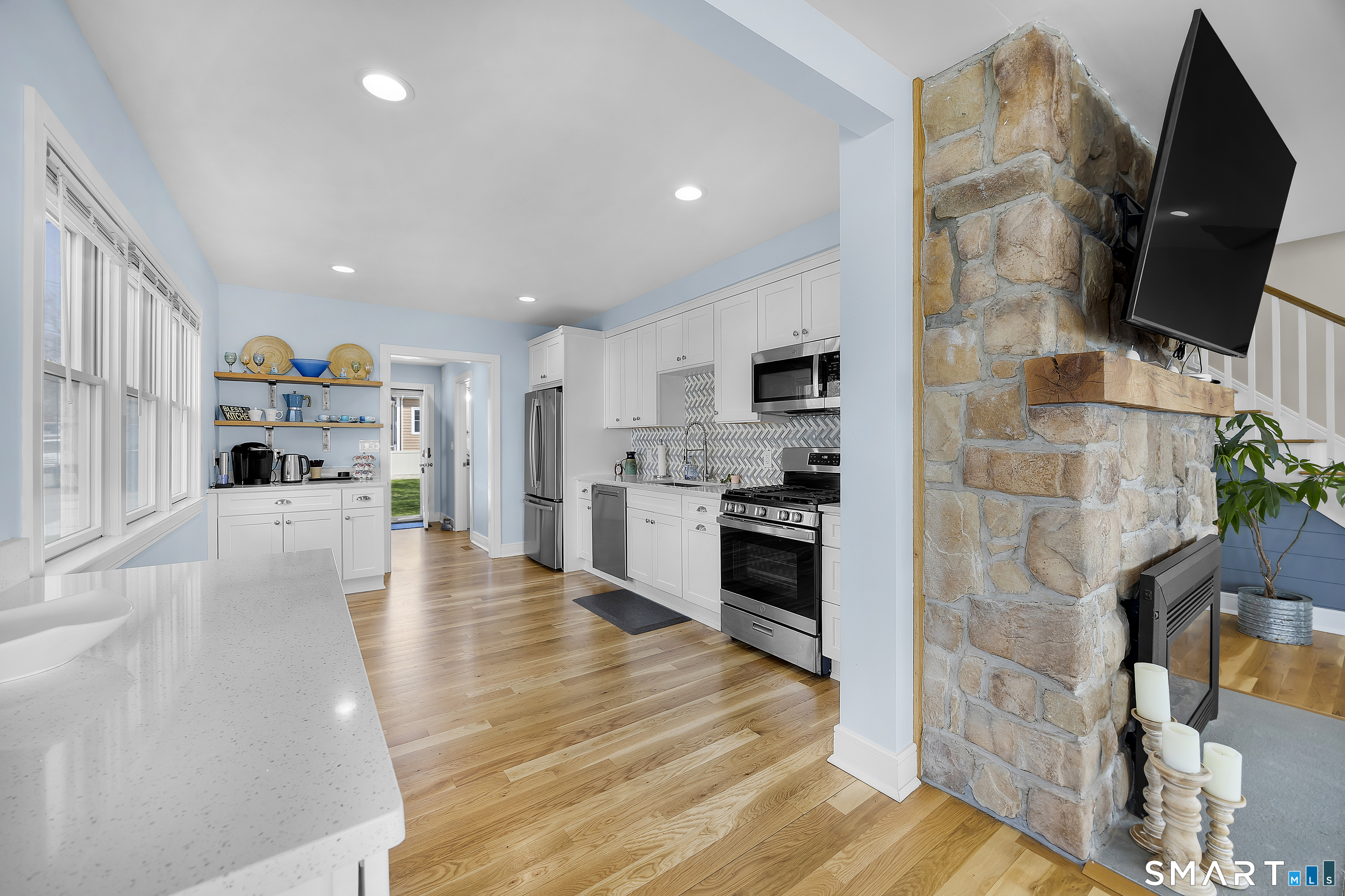 1 Annawon Avenue Property Photo 9
