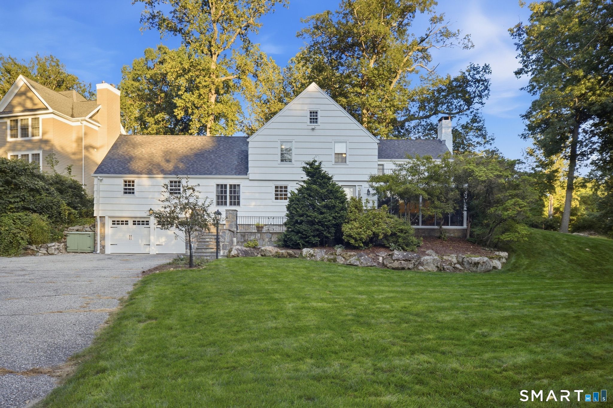 20 Glen Arden South Drive Property Photo 1