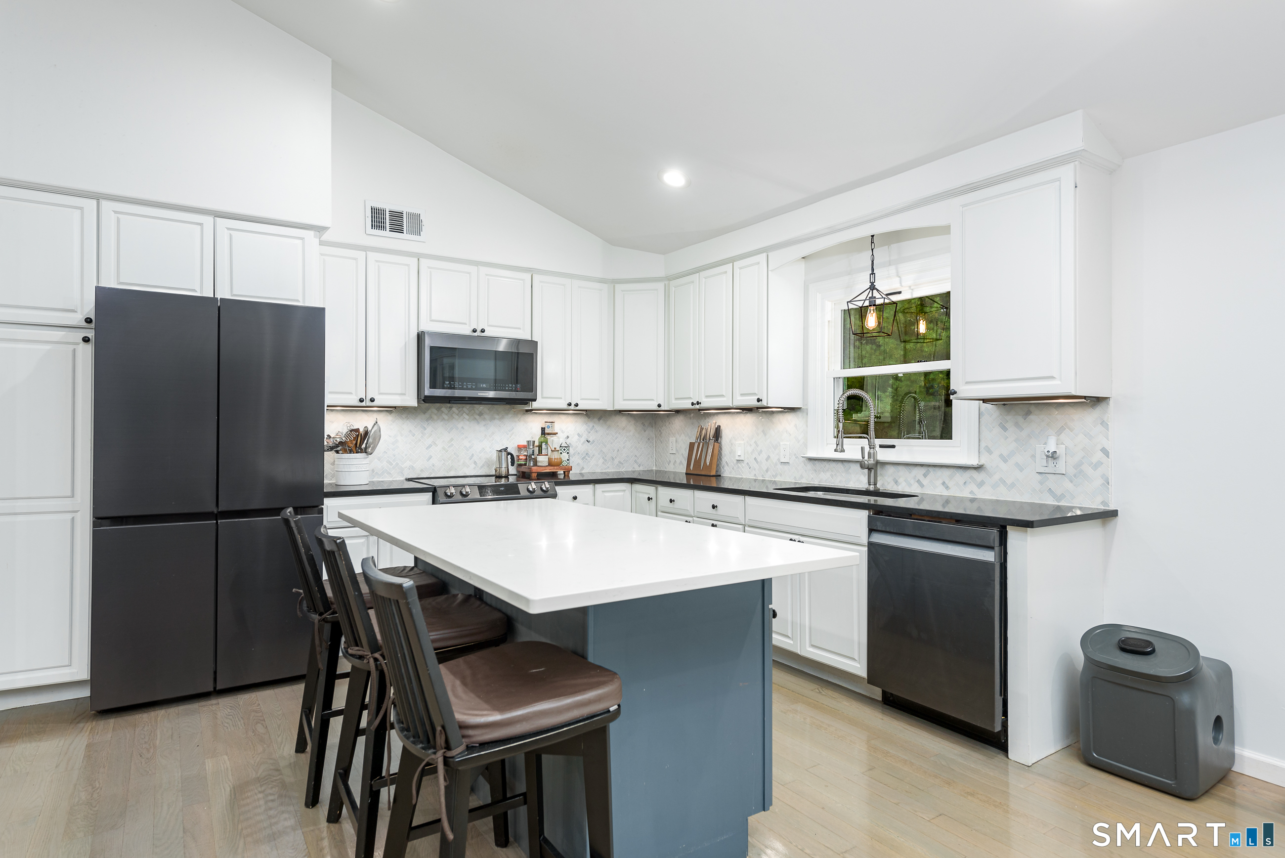 508 Oakwood Drive Property Photo 10